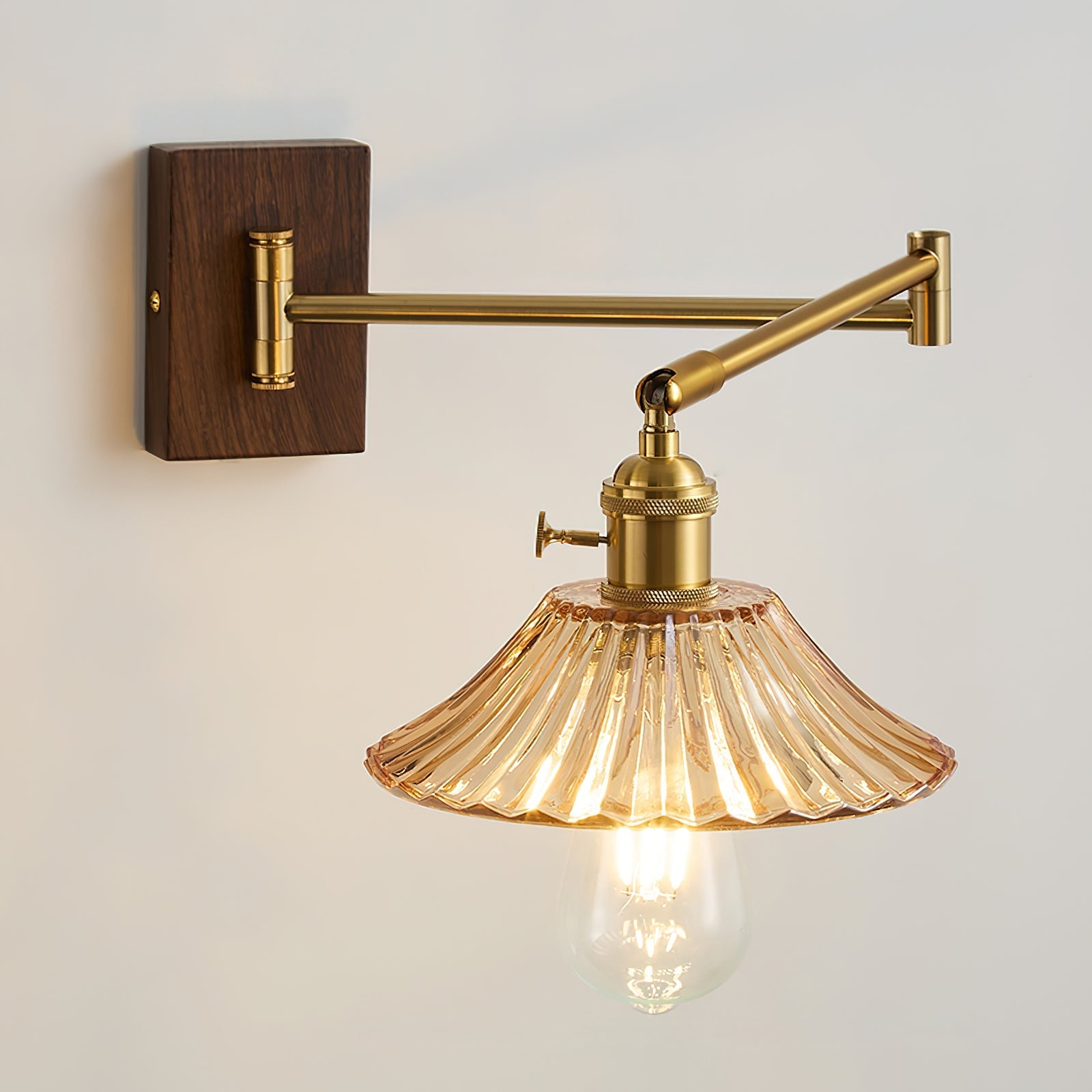 Celeve Wall Light