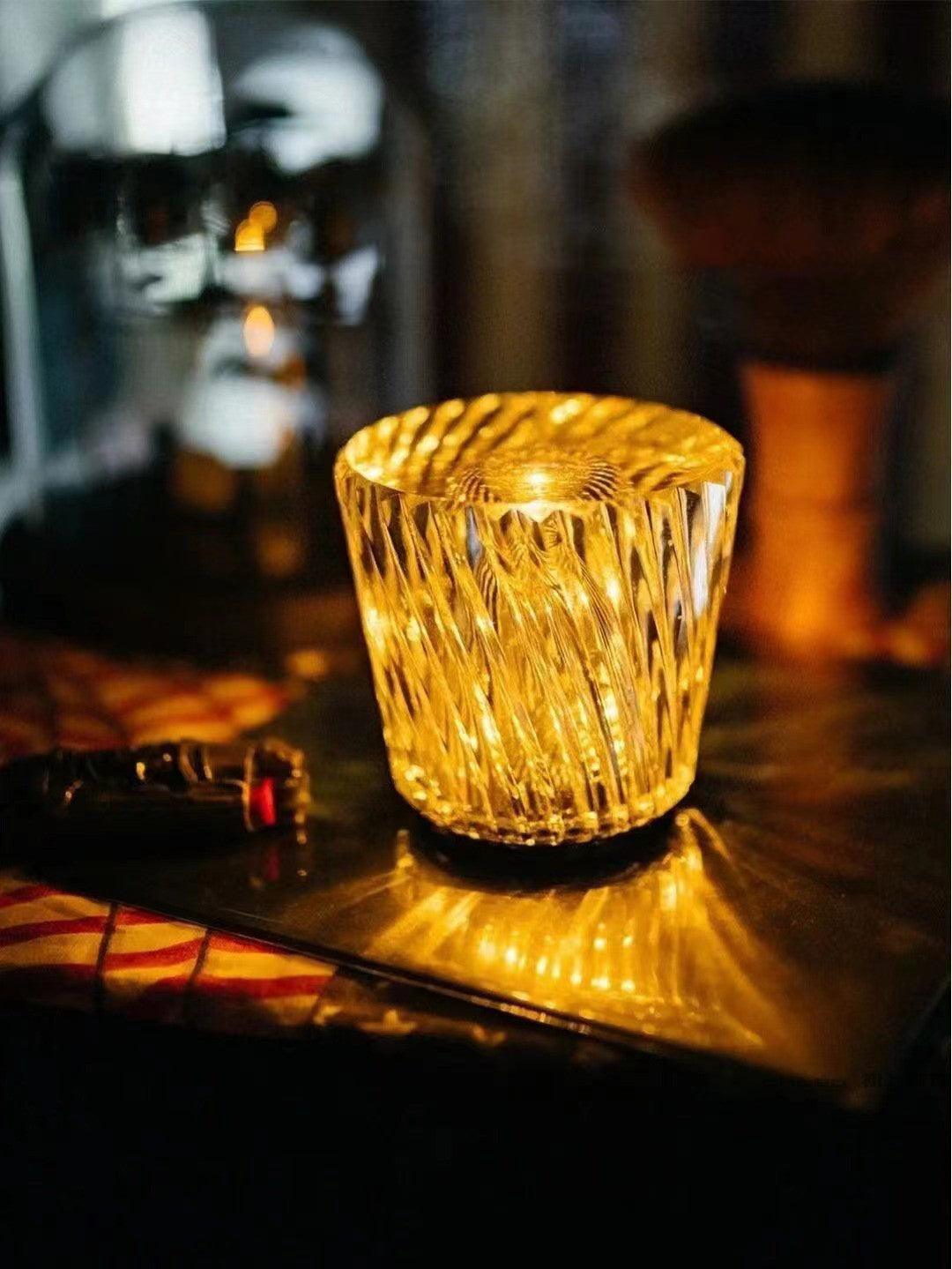 Quinvele Table Lamp