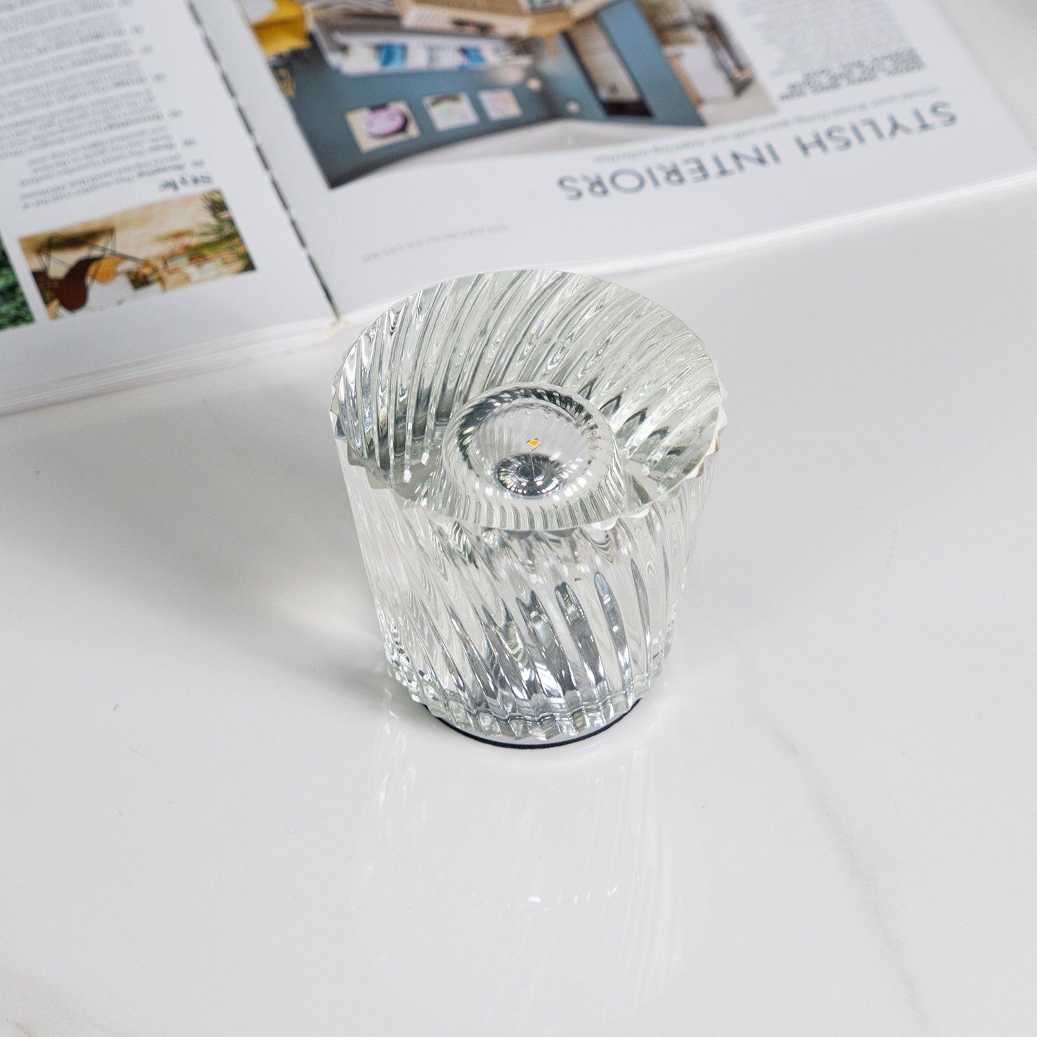 Quinvele Table Lamp