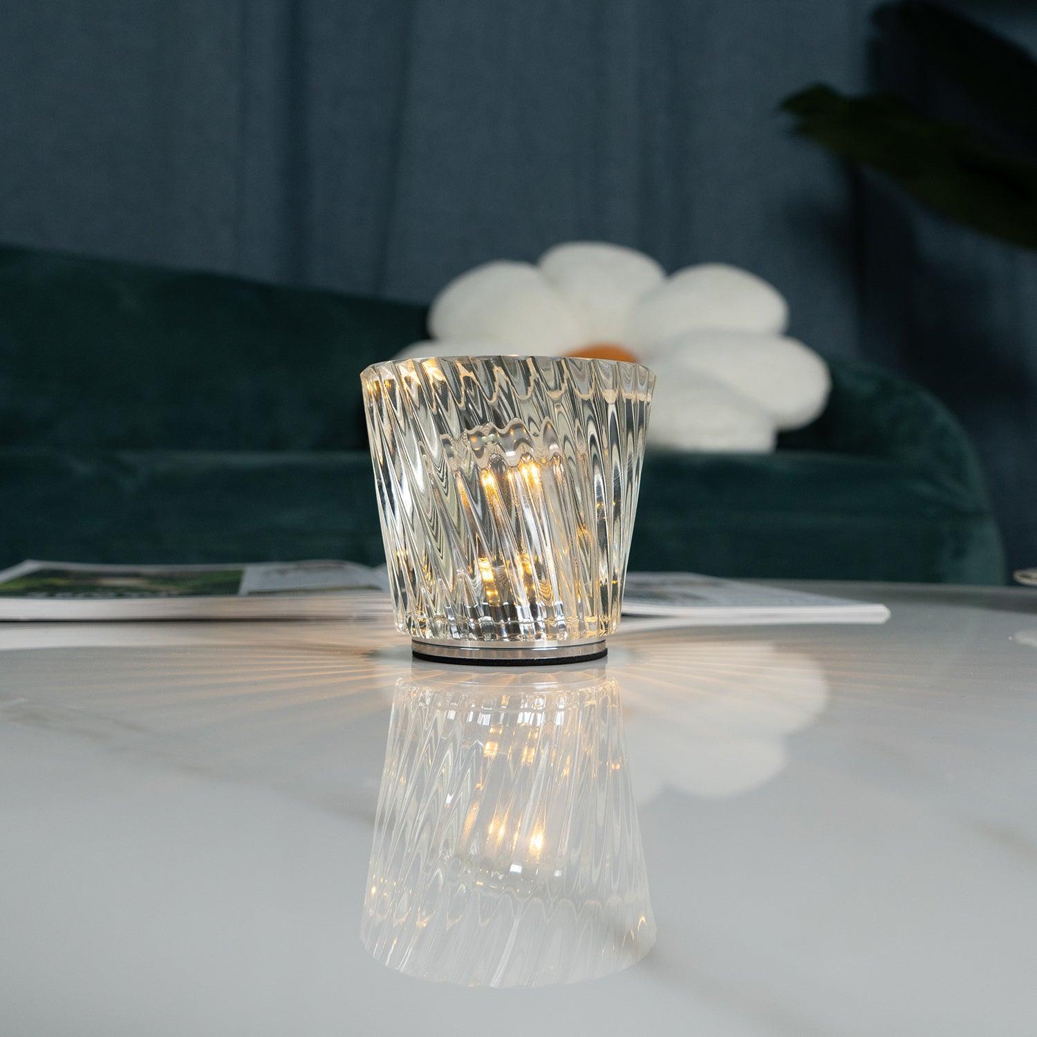 Quinvele Table Lamp