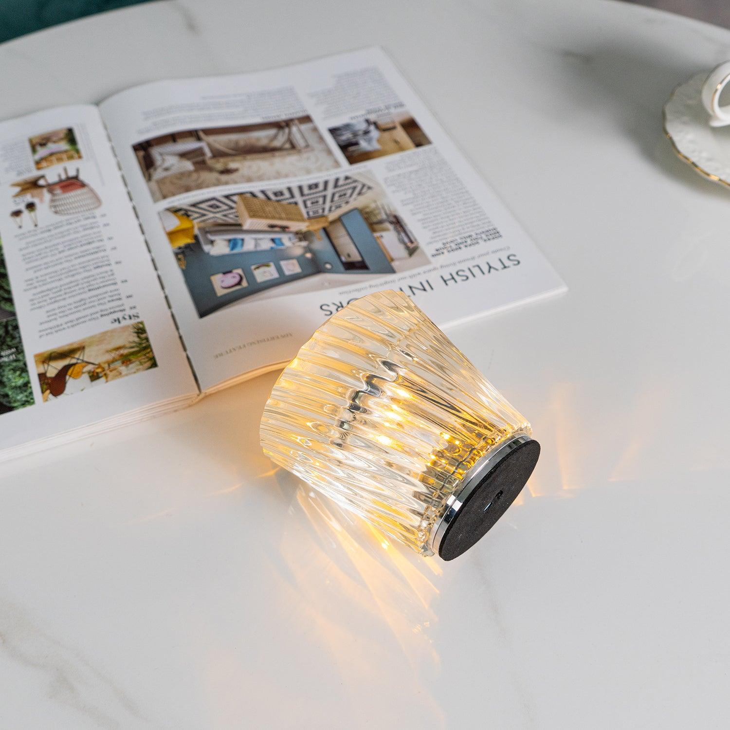 Quinvele Table Lamp