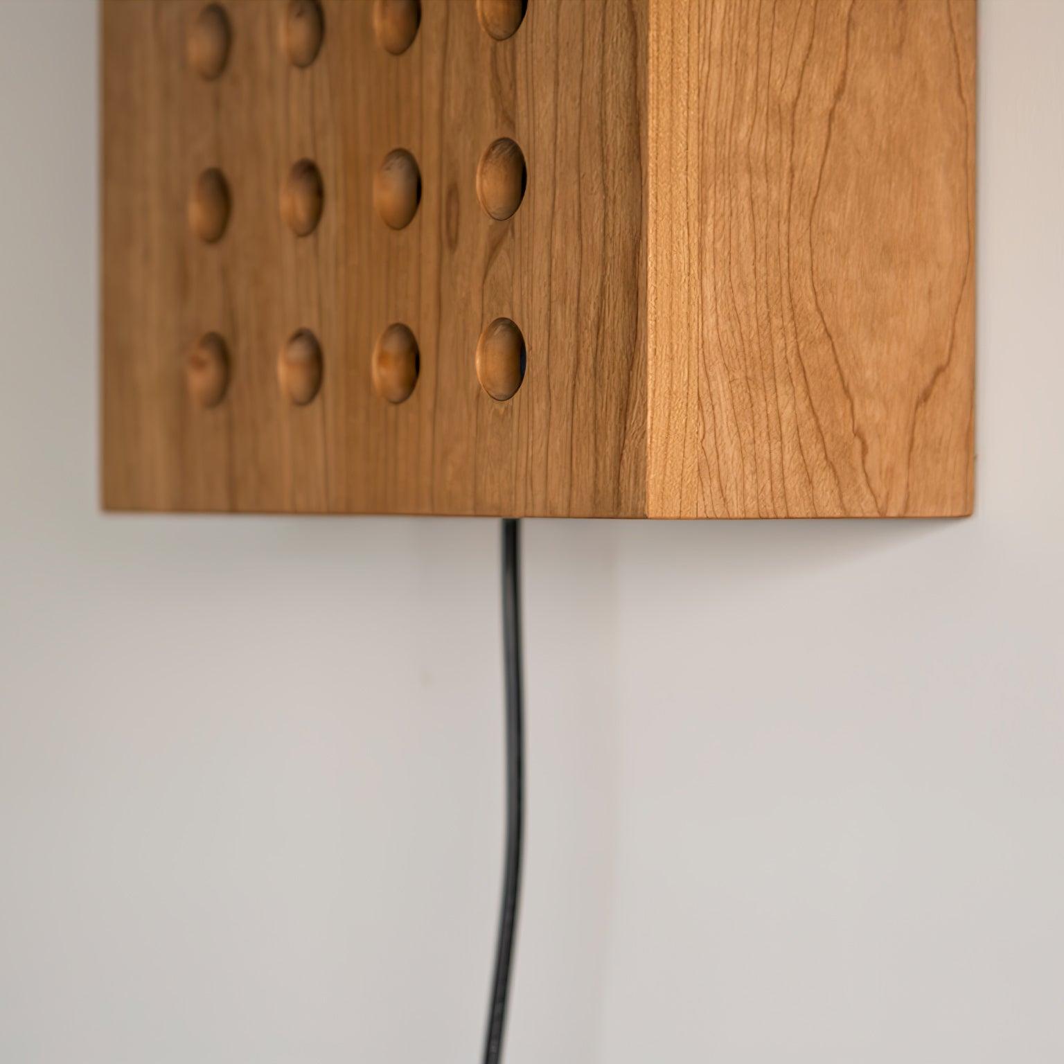 Selmo Wooden Wall Light