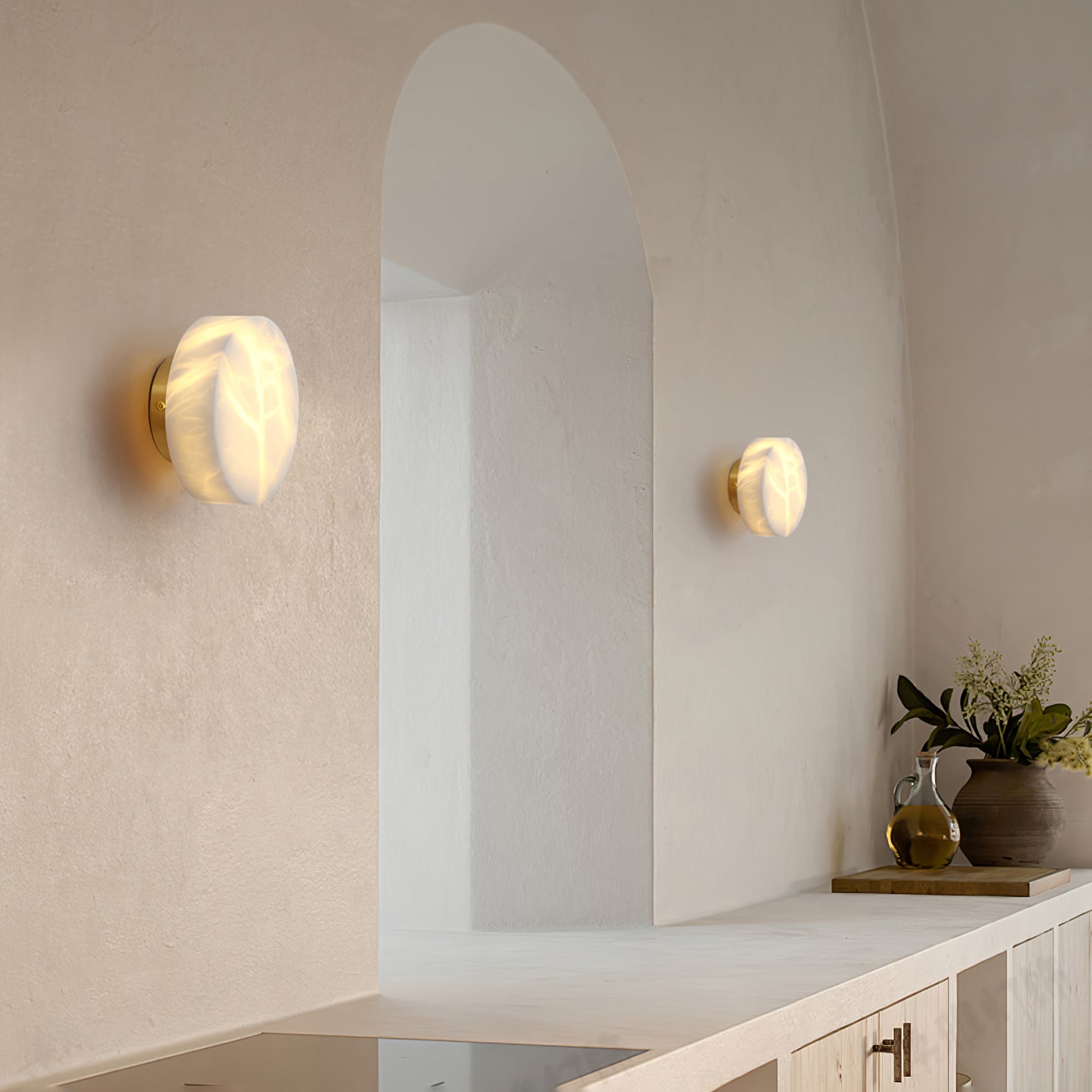 Yovena Alabaster Wall Light