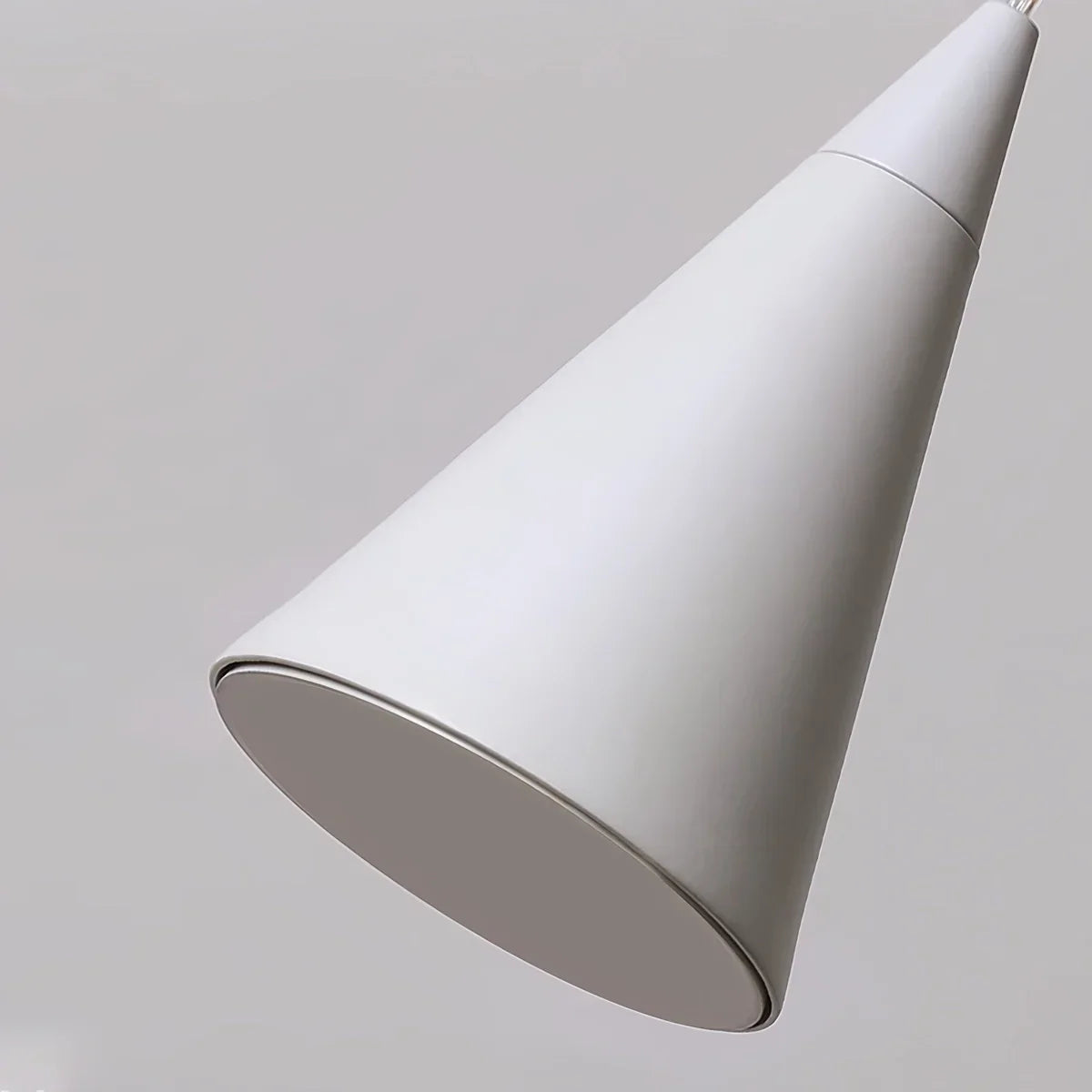 Libezo Floor to Ceiling Light