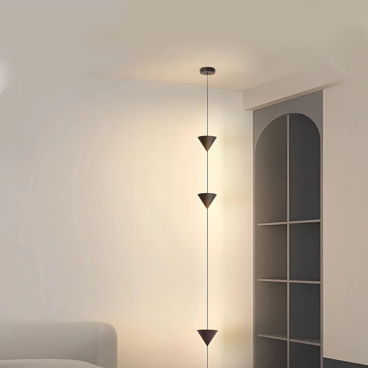 Libezo Floor to Ceiling Light