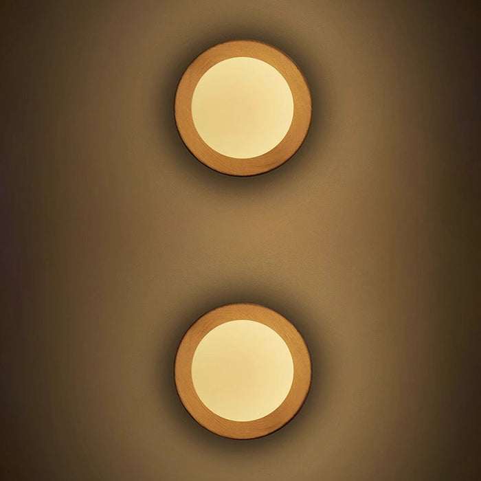 Ozon Wooden Wall Light