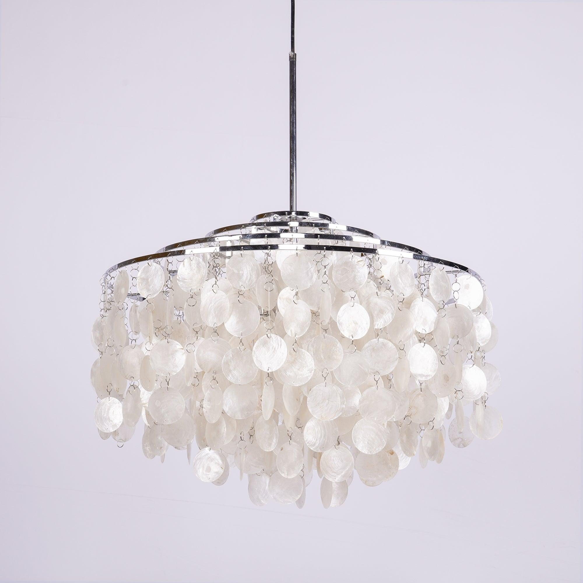 Qanserrino Chandelier