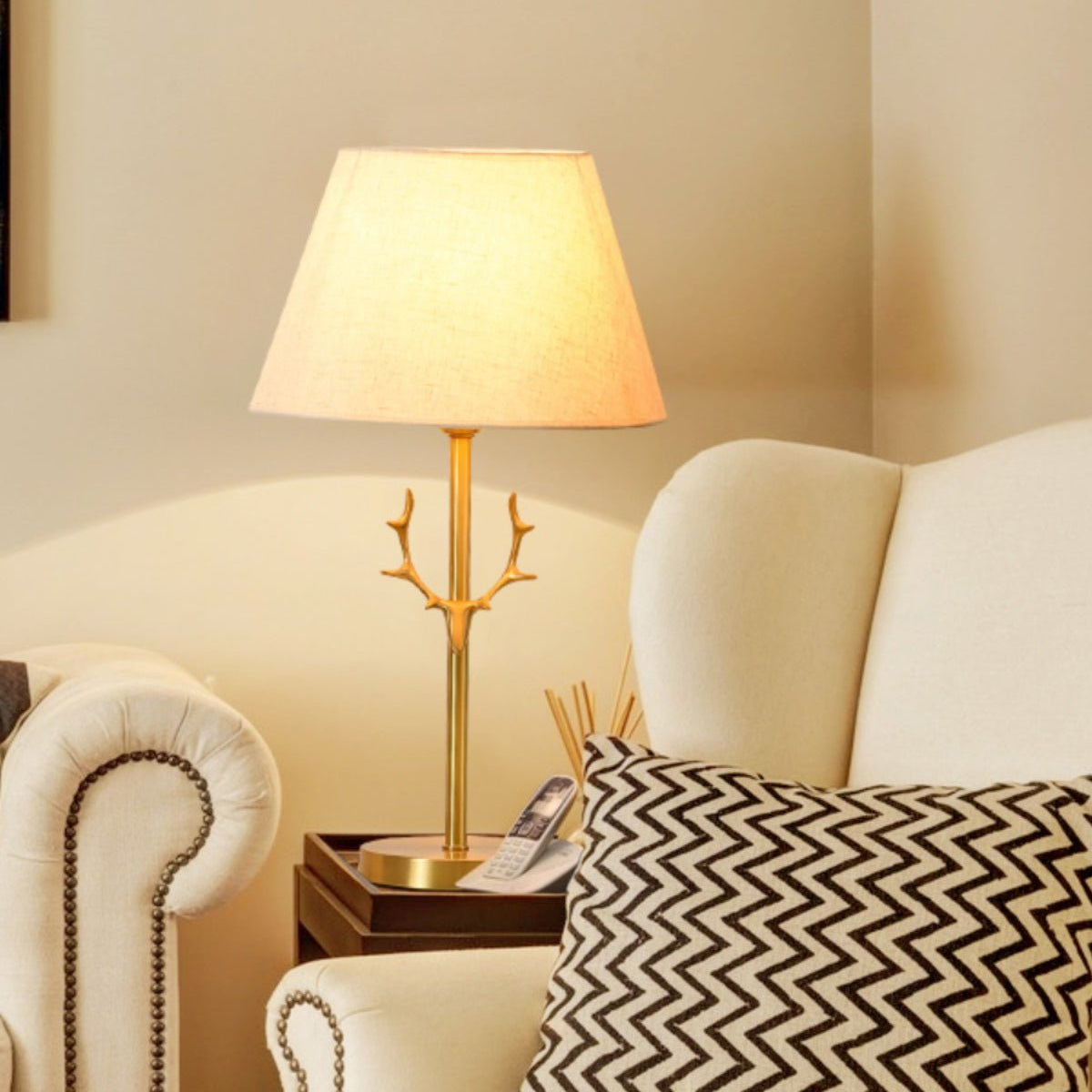 Darlo Stag Antler Table Lamp