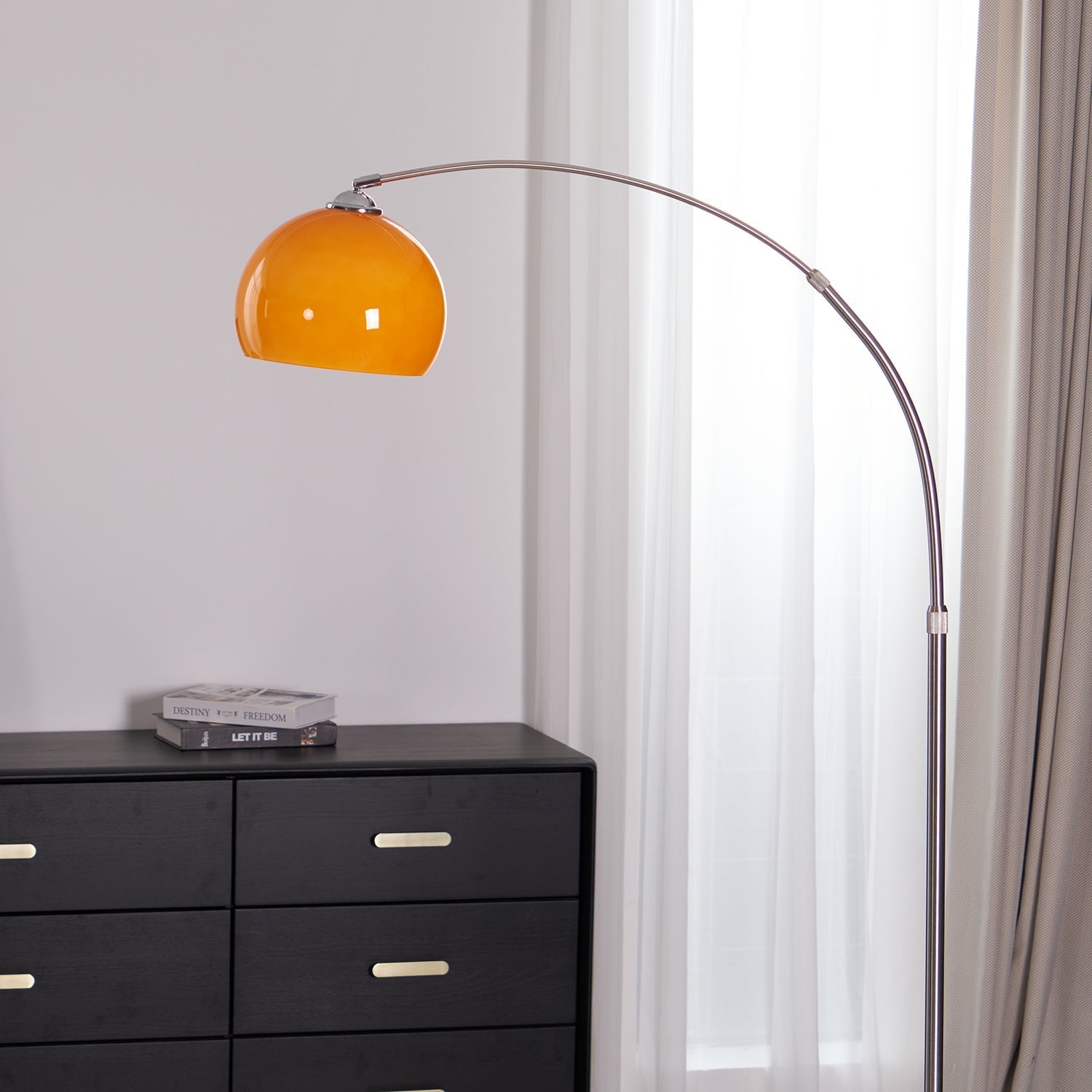 Tyllon Floor Lamp