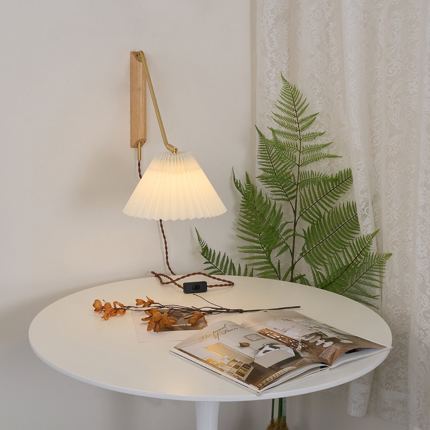 Klyzo Wall Light