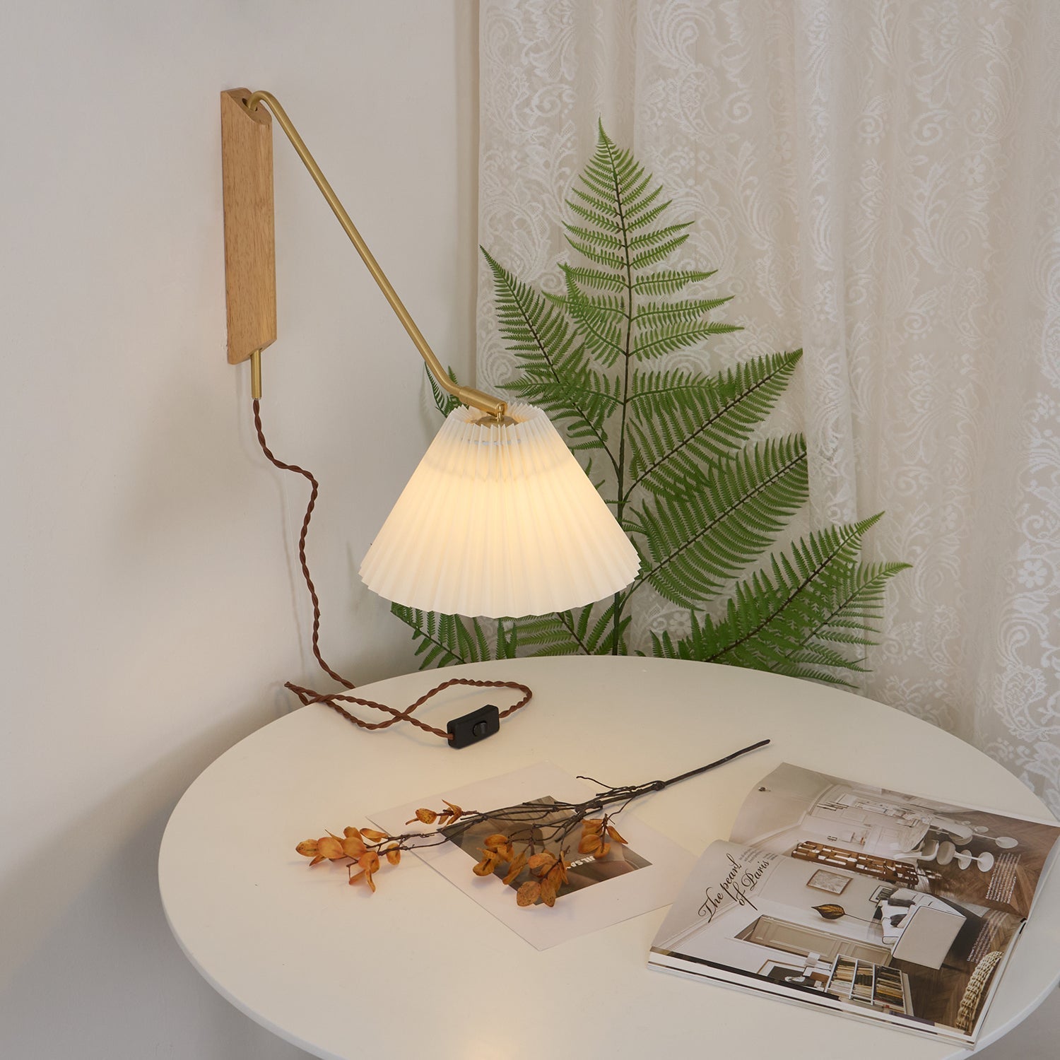 Klyzo Wall Light