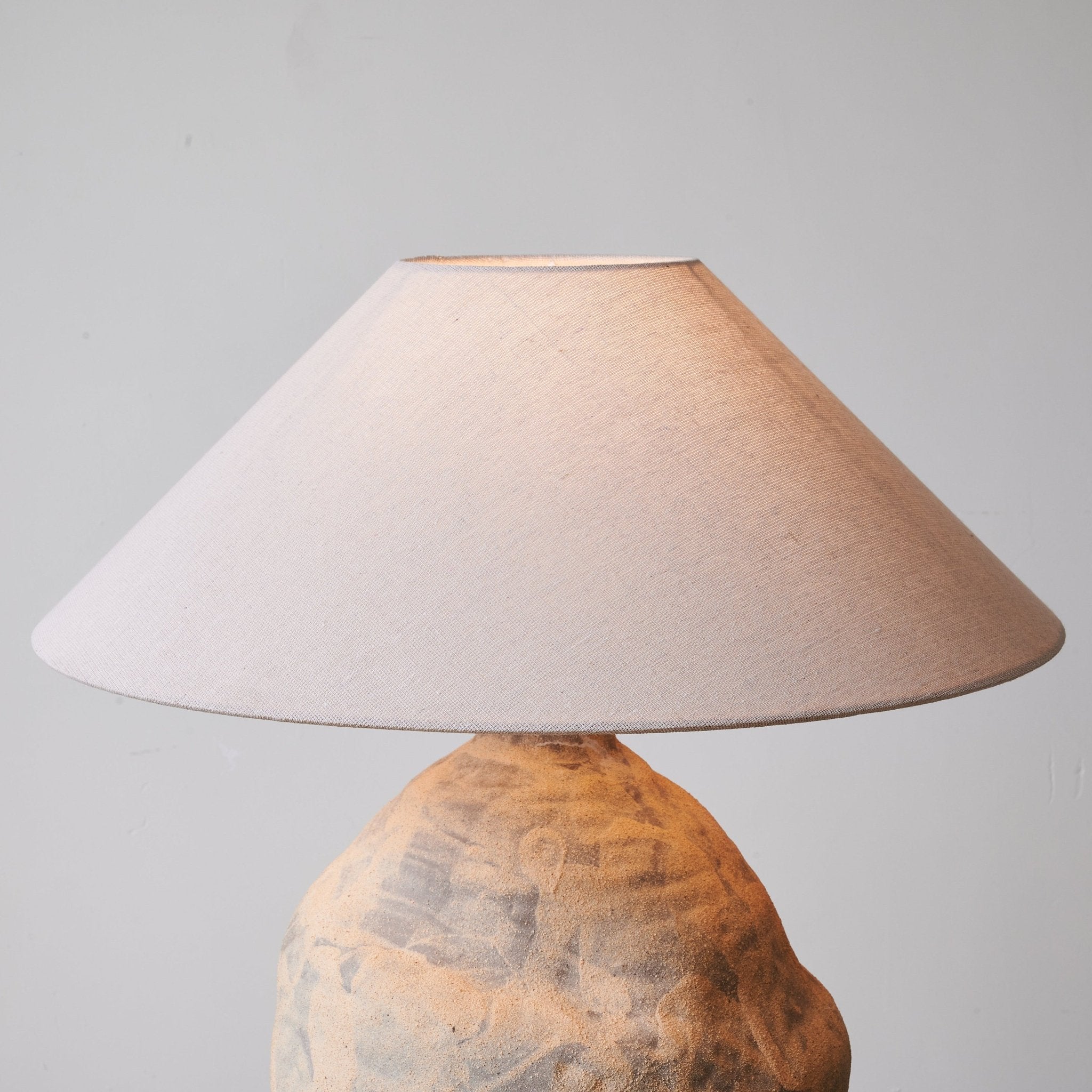Dunase Table Lamp