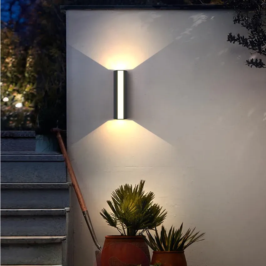 Longtube Wall Light For Outdoor Use