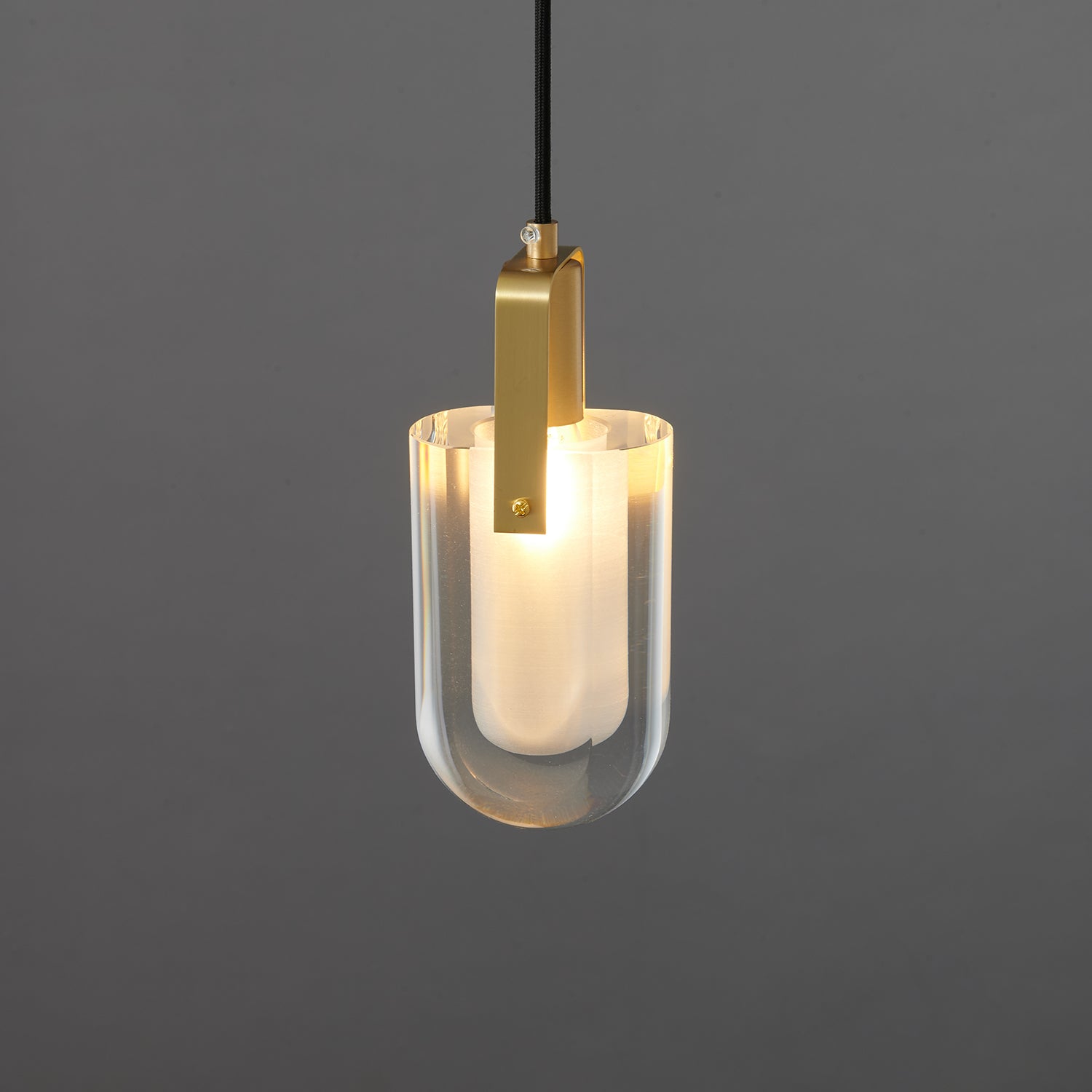 Lekopeza Pendant Light