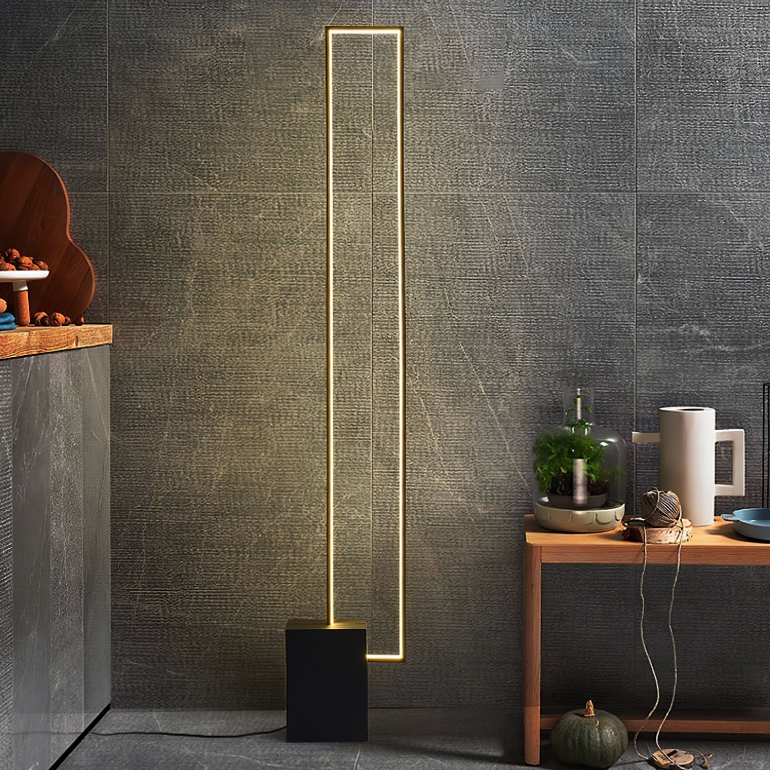 Voaren Floor Lamp