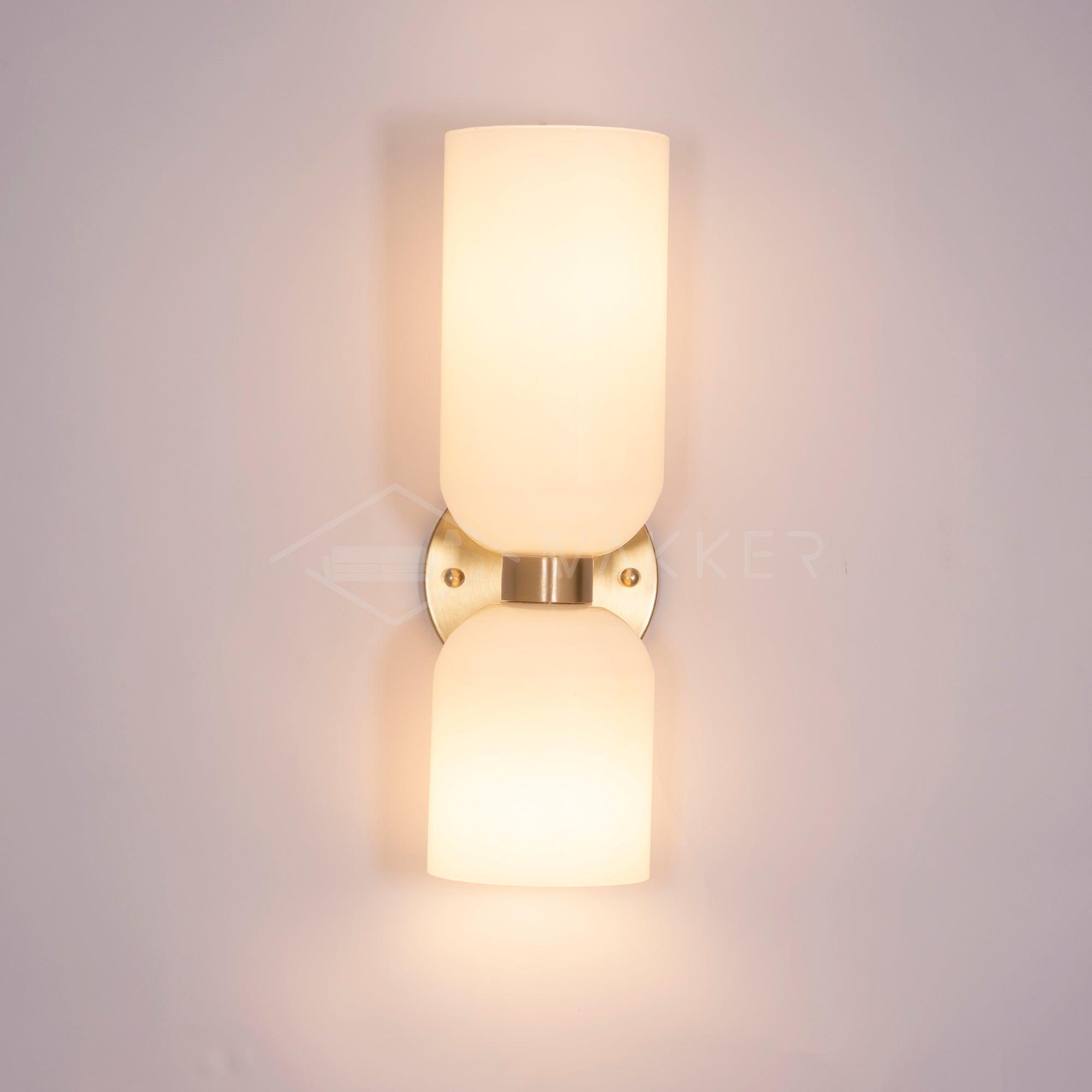 Gralor Wall Light