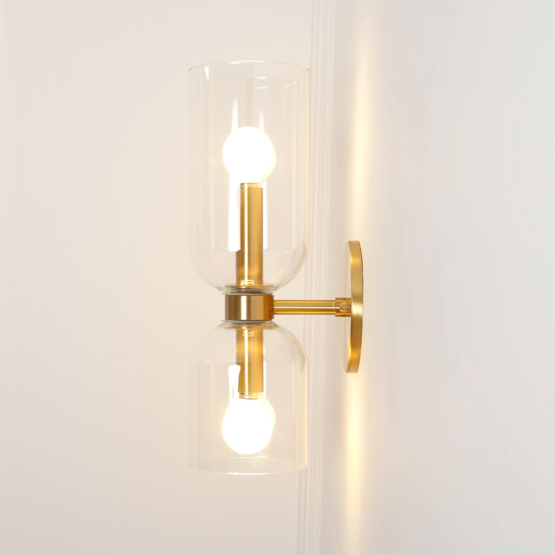 Gralor Wall Light