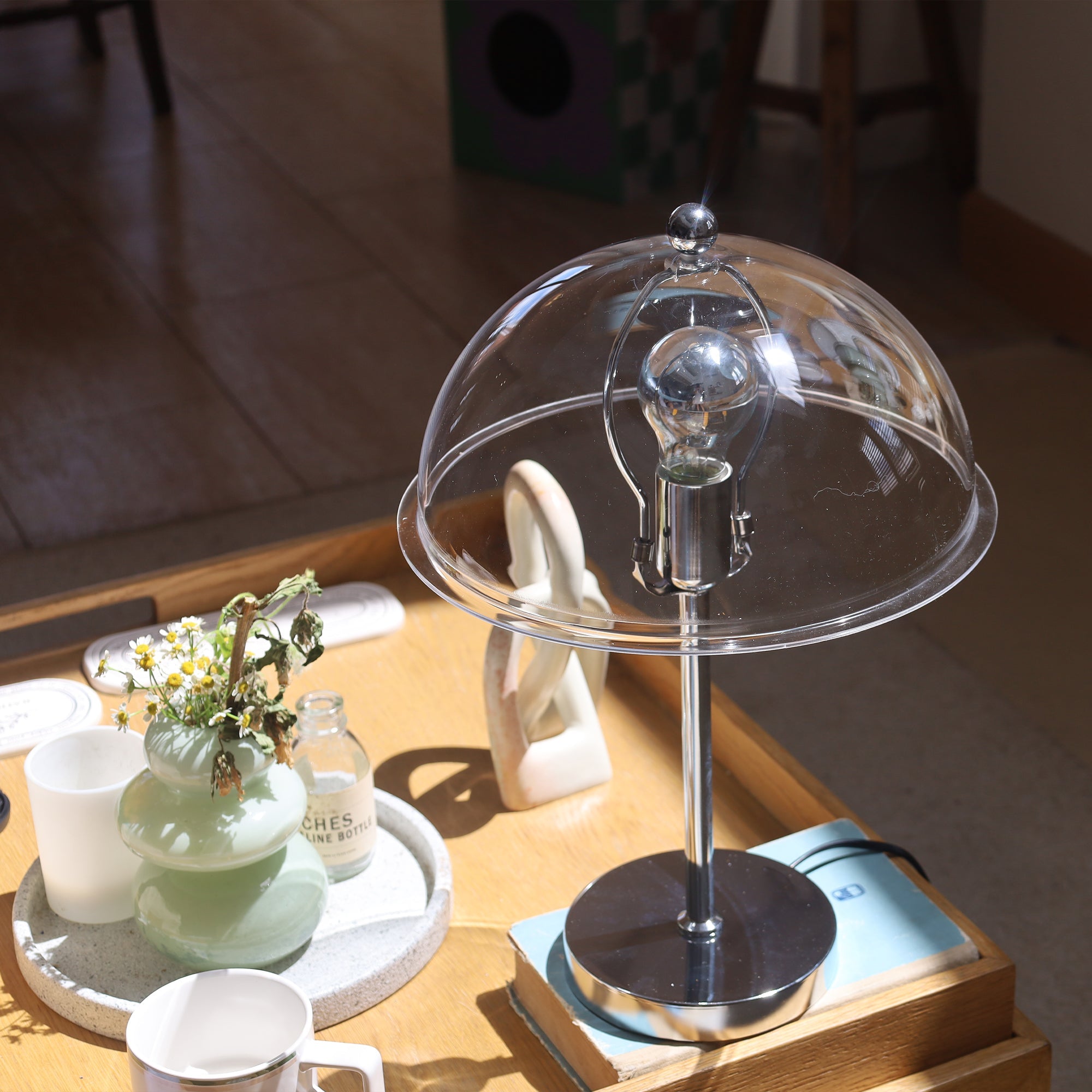 Wynnelio Table Lamp