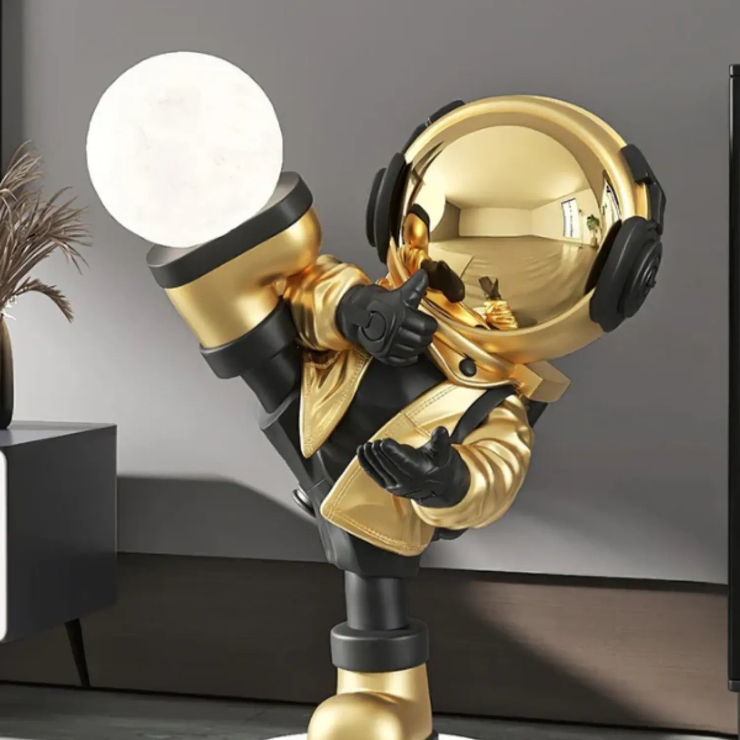 Fantasy Astronaut B Floor Lamp
