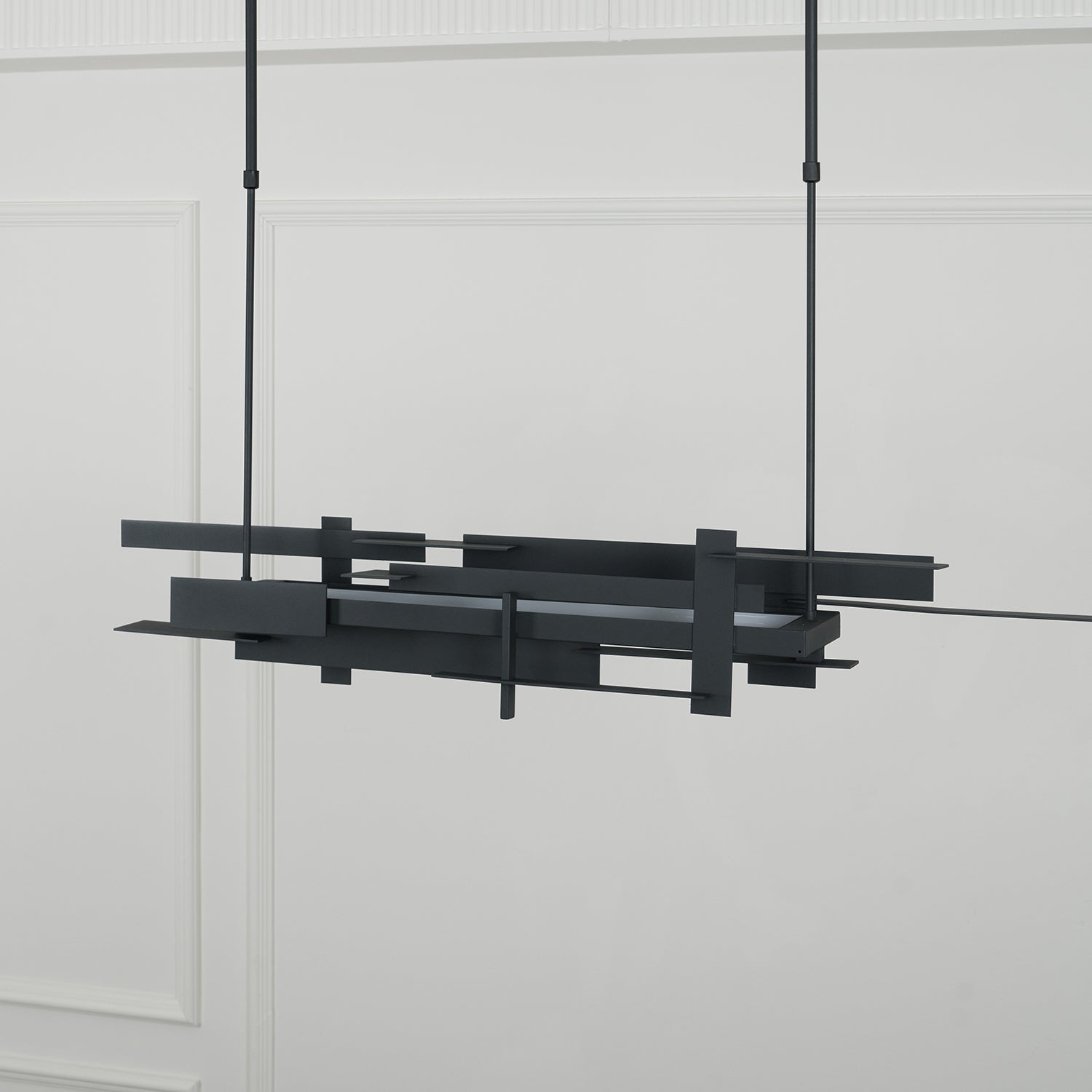 Eithinzo Pendant Light