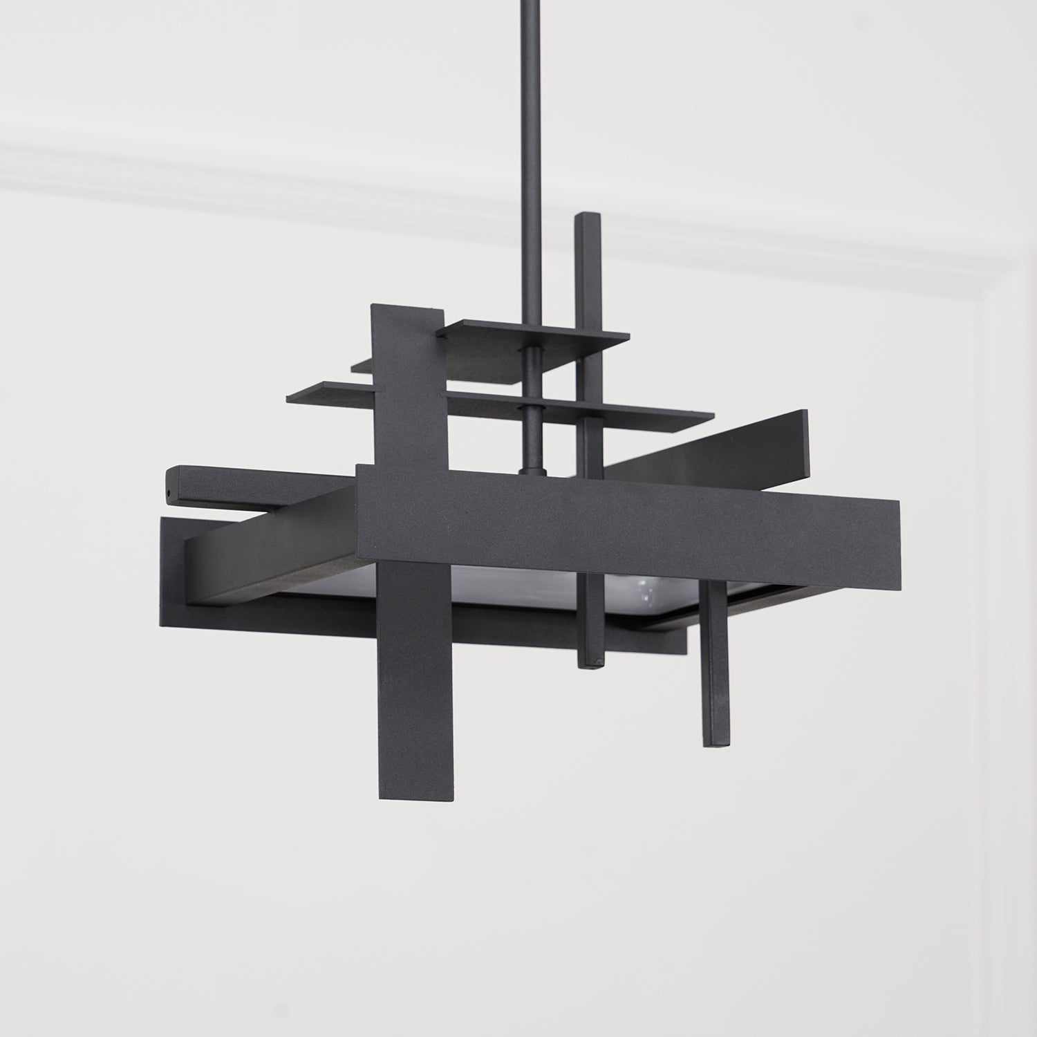 Eithinzo Pendant Light