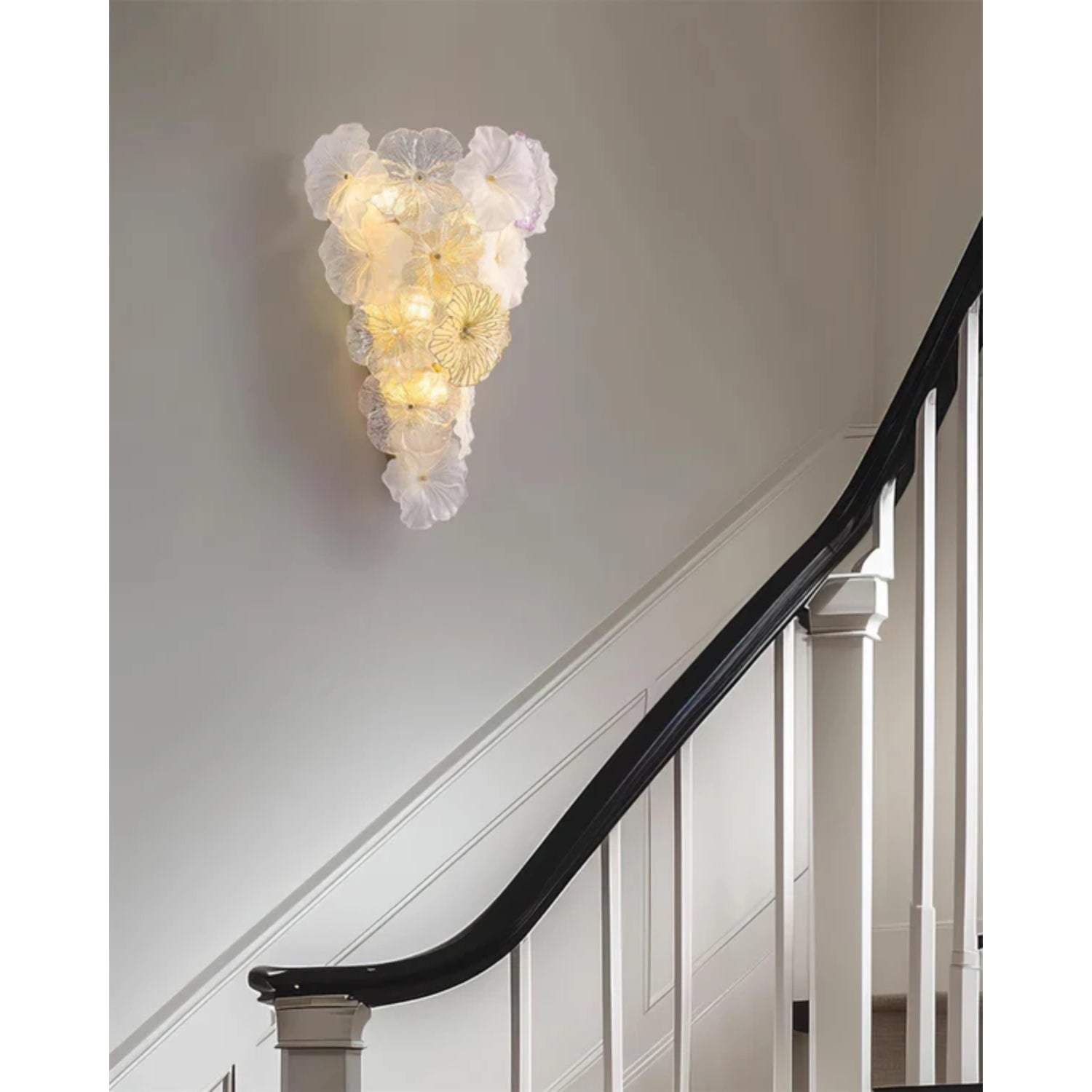 Leyza Flower Wall Light