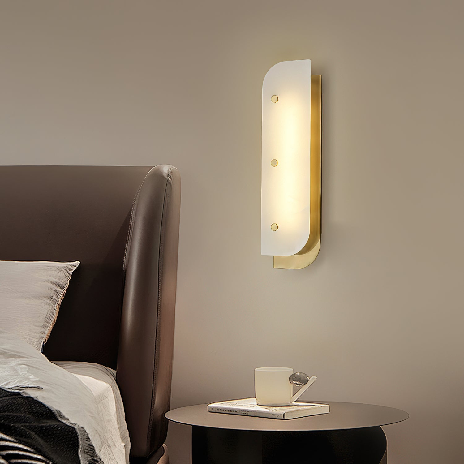 Meloriv Alabaster Wall Light