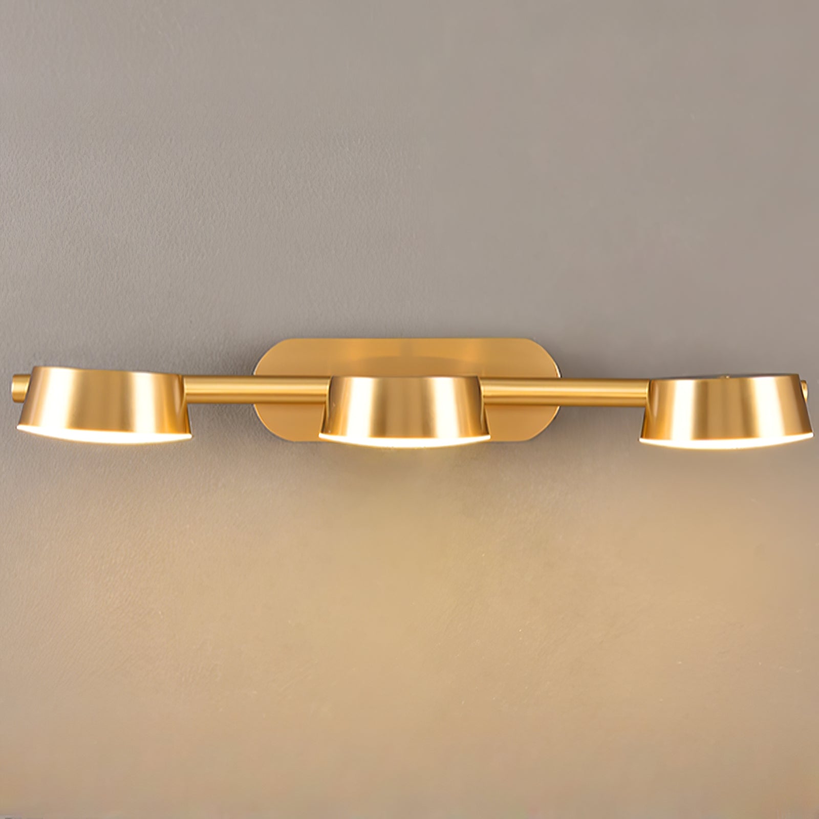 Oliven Wall Light
