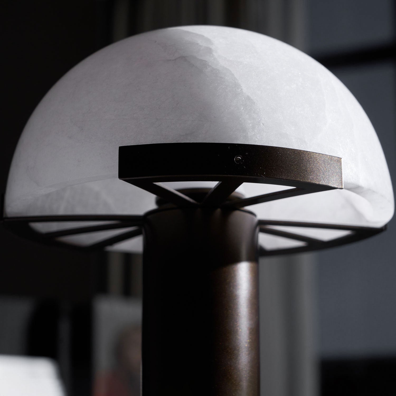 Colvani Alabaster Table Lamp