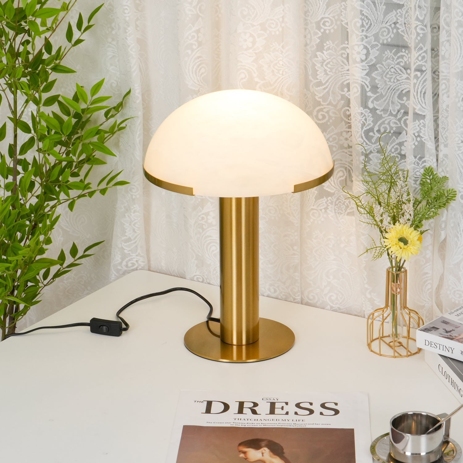 Colvani Alabaster Table Lamp