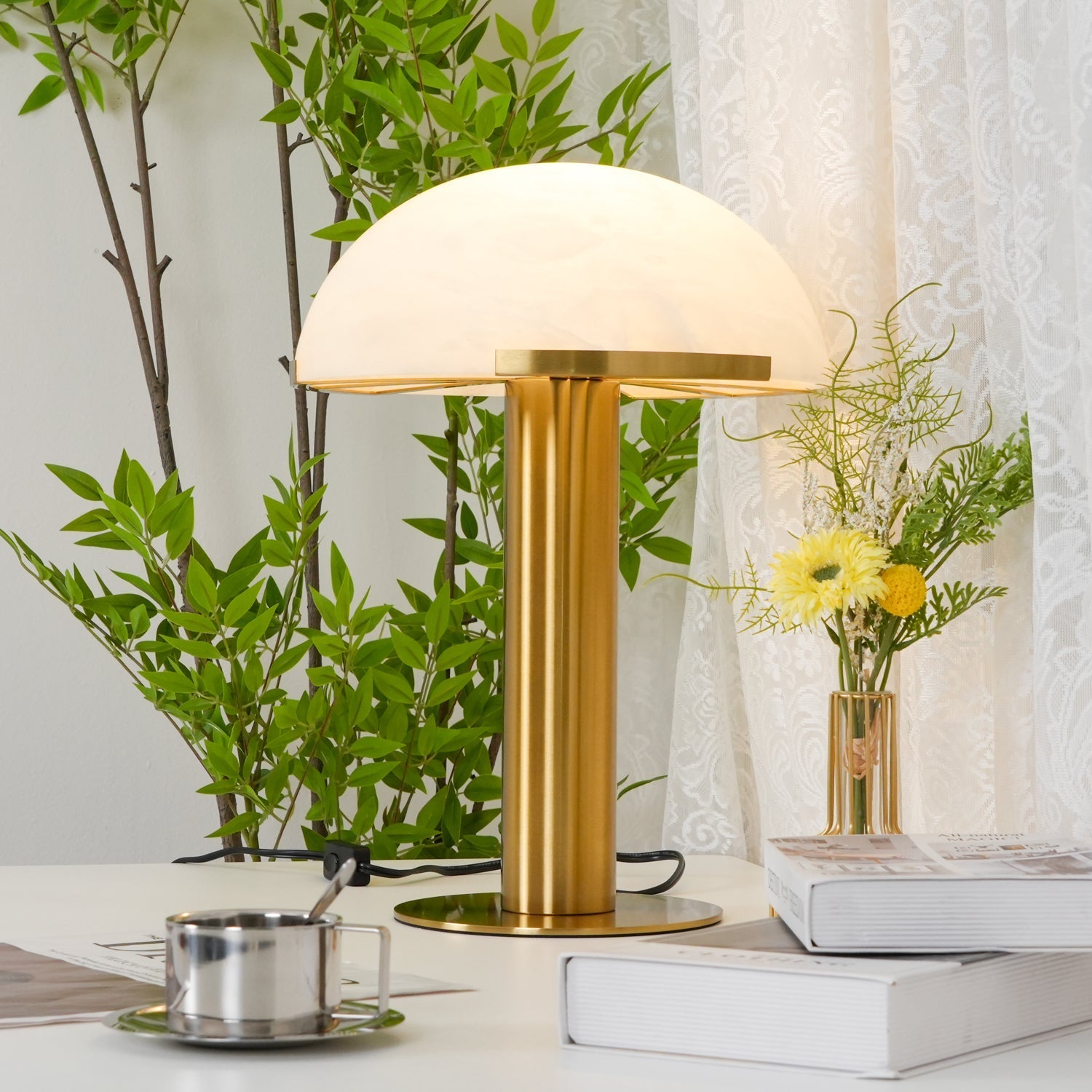 Colvani Alabaster Table Lamp