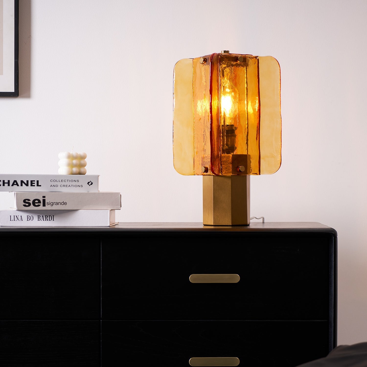 Velynessa Table Lamp