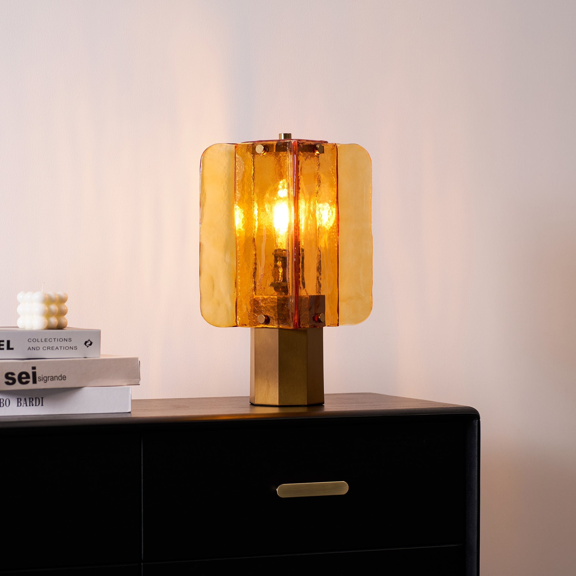 Velynessa Table Lamp