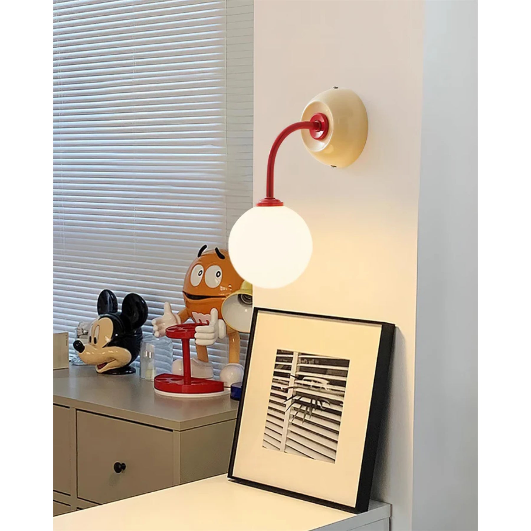 Prencor Wall Light