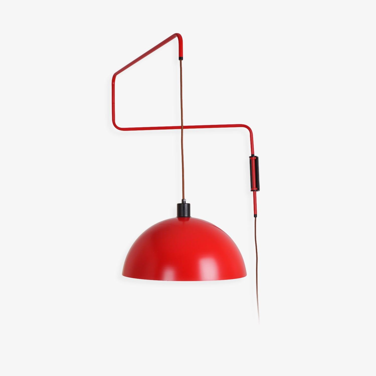 Erlevio Wall Light