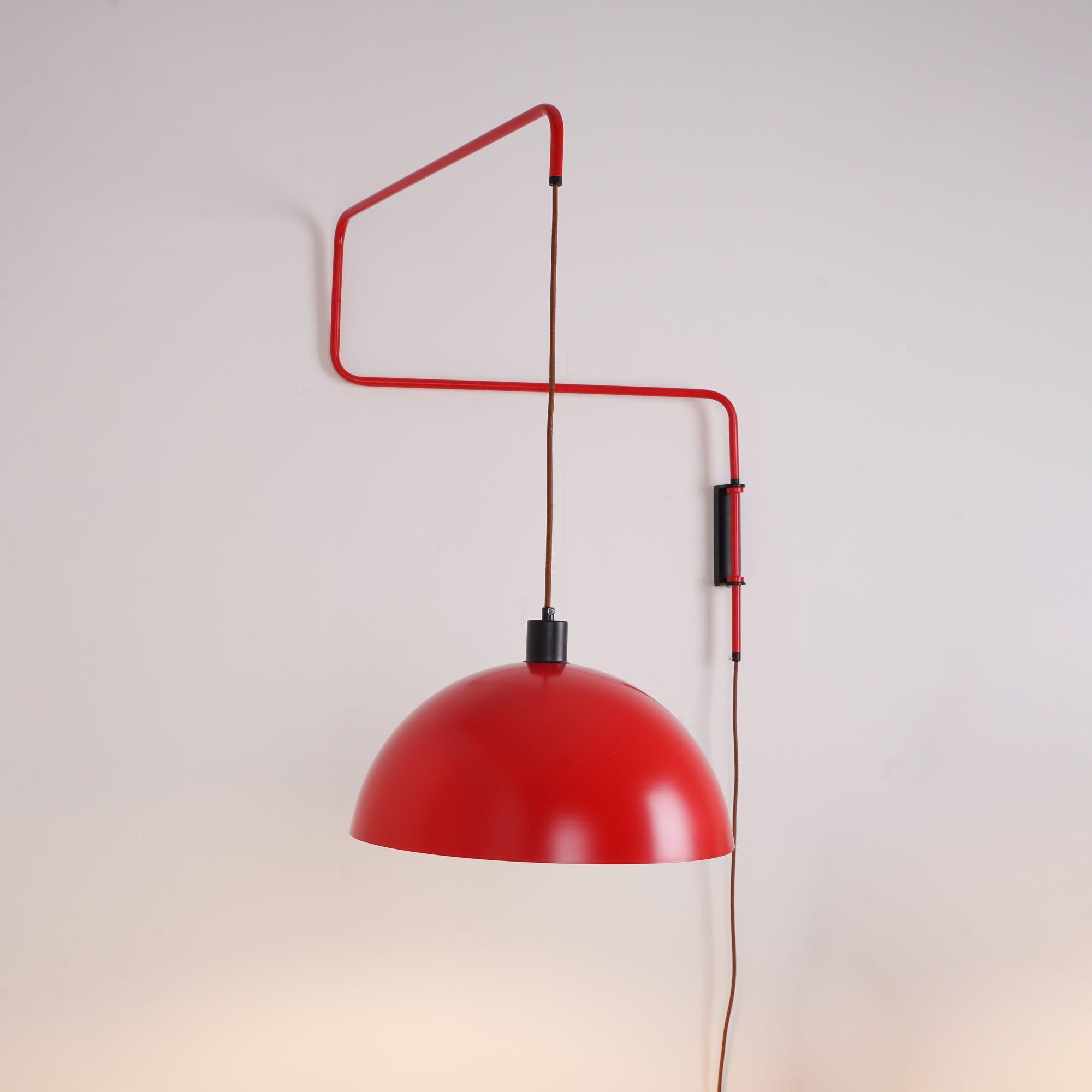 Erlevio Wall Light