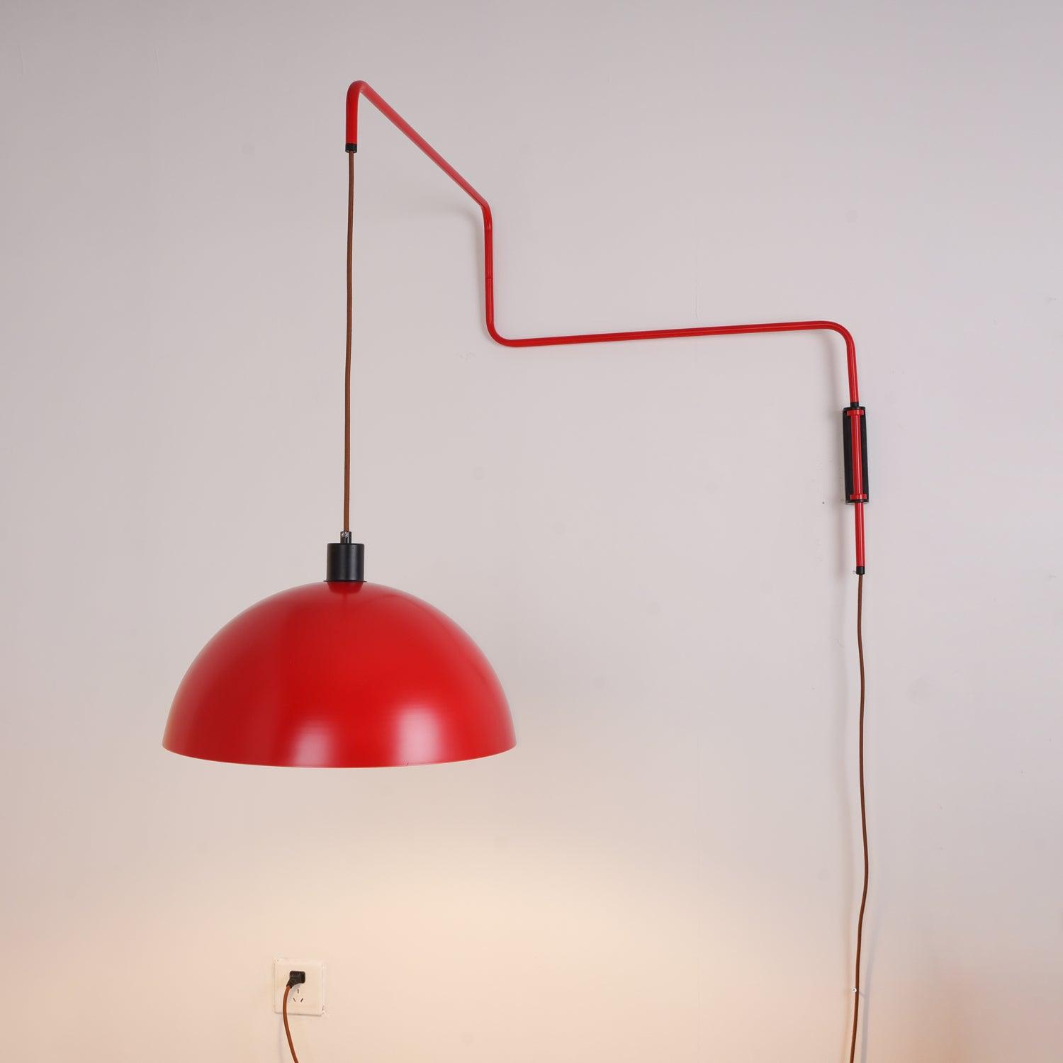 Erlevio Wall Light