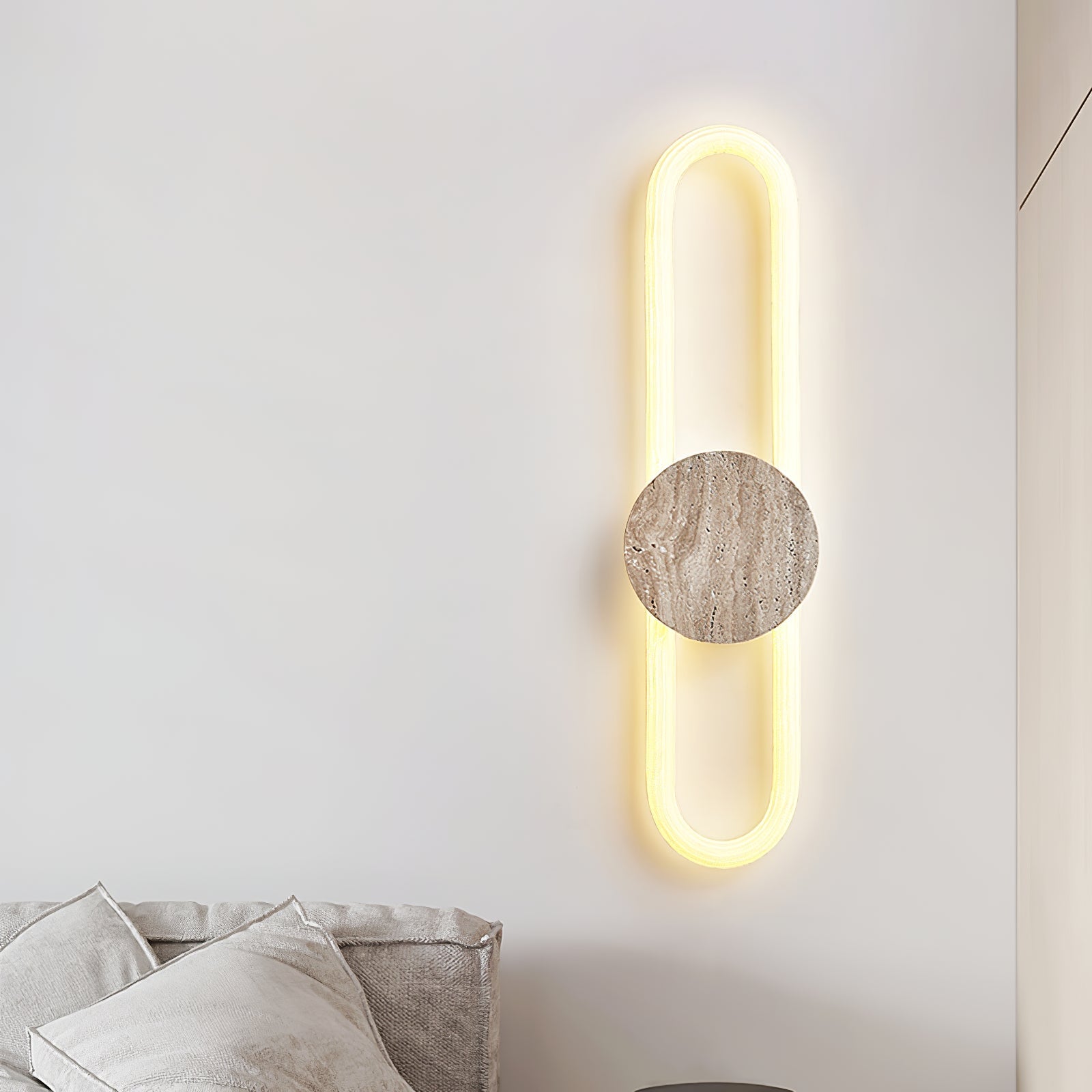 Elovem Wall Light