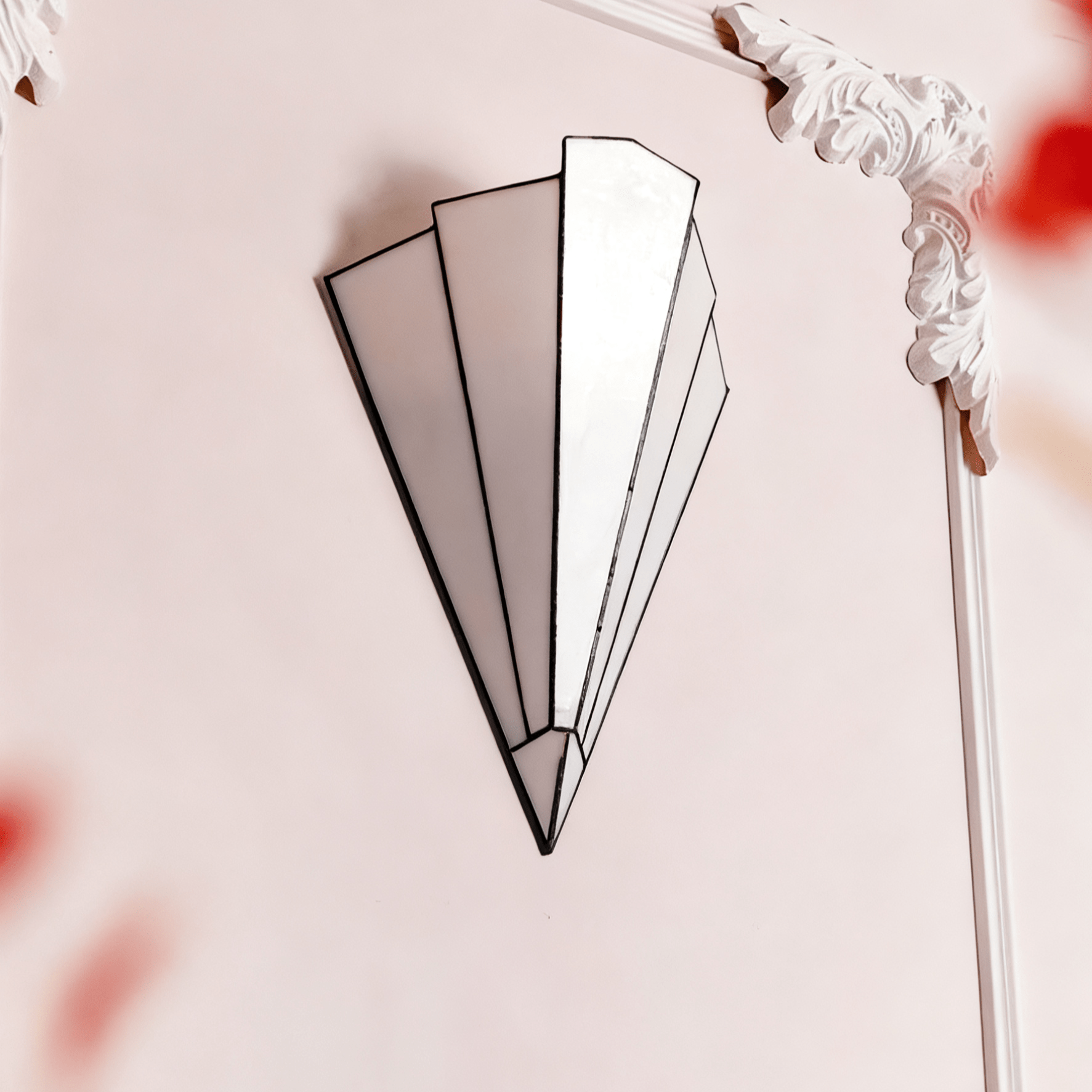 Delowe Wall Light