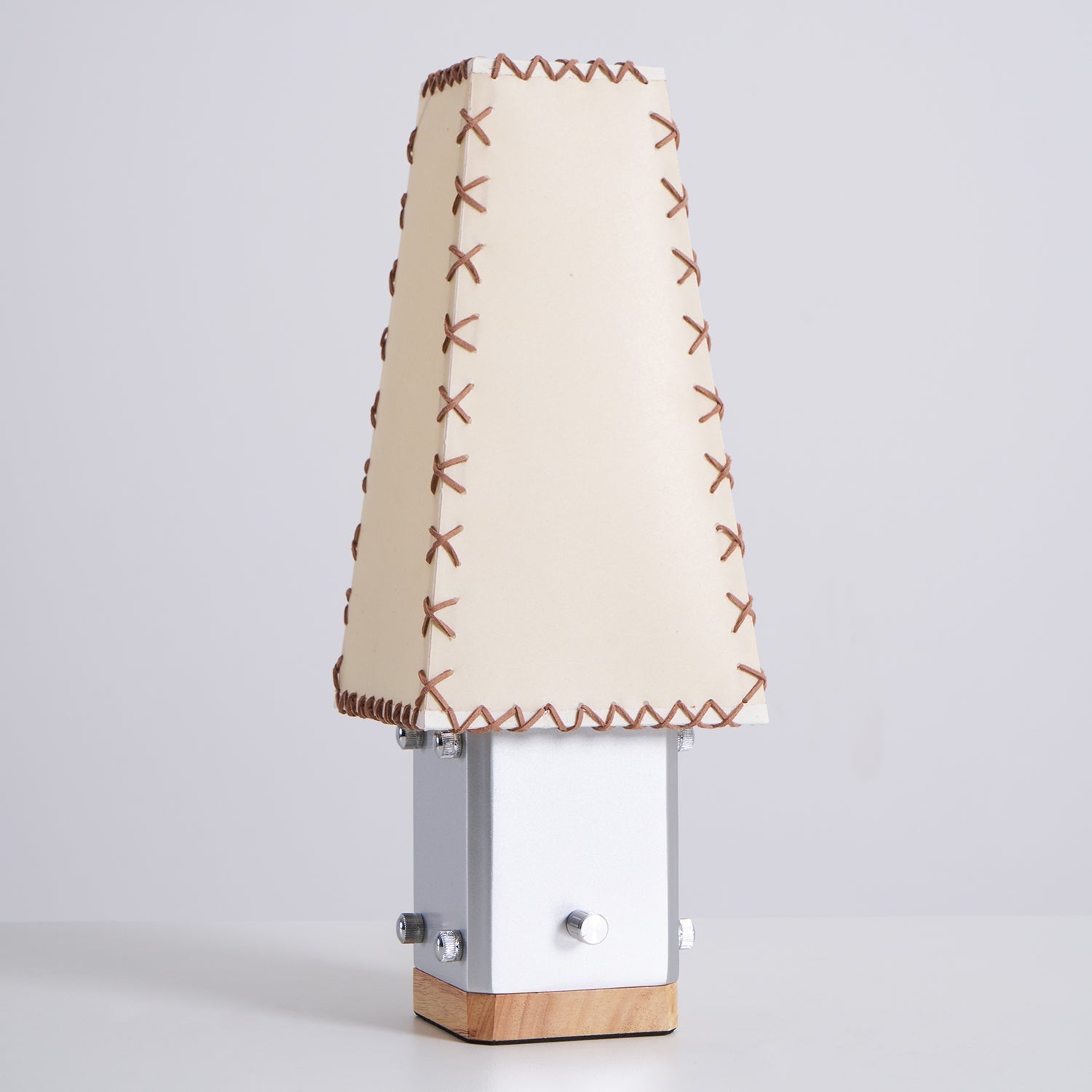 Elestea Table Lamp