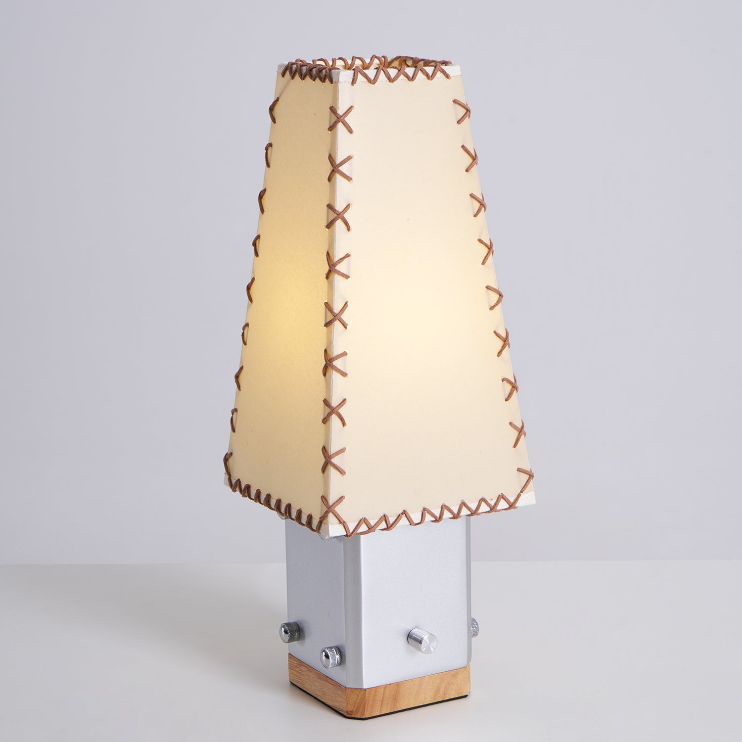 Elestea Table Lamp