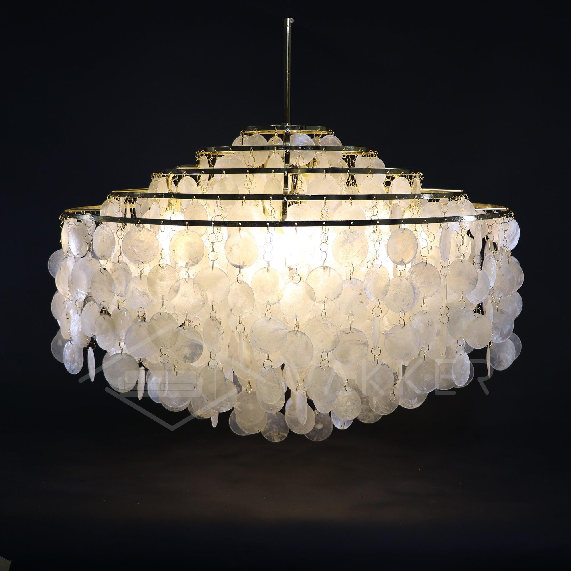 Qanserrino Chandelier