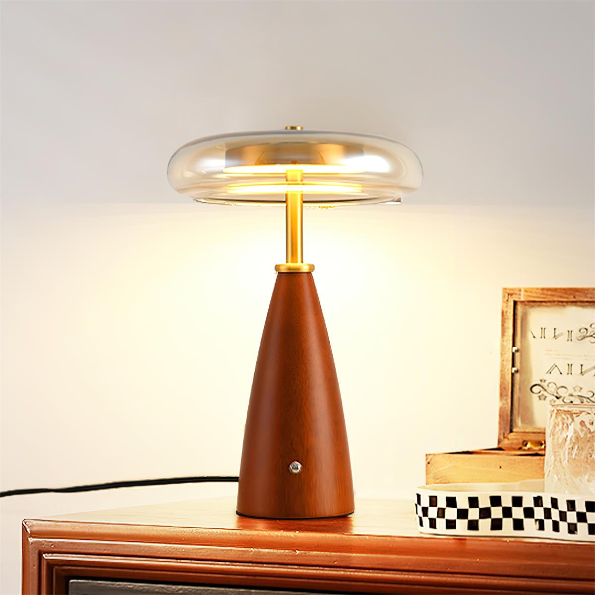 Scalor Table Lamp