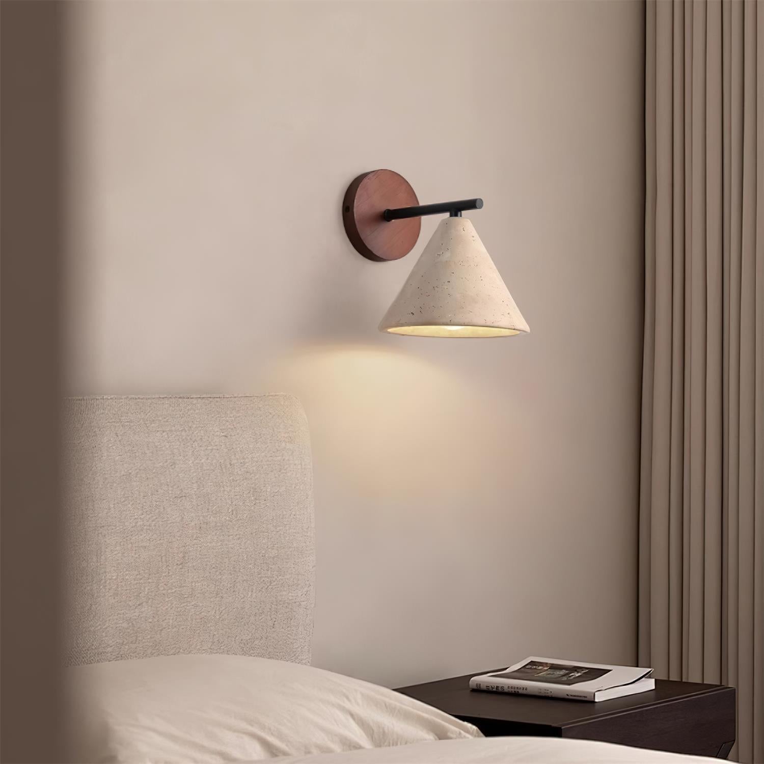Slavor Wall Light