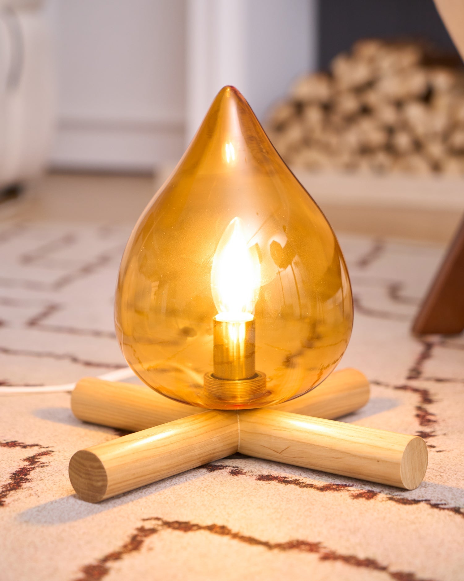 Houtvuurtje Table Lamp