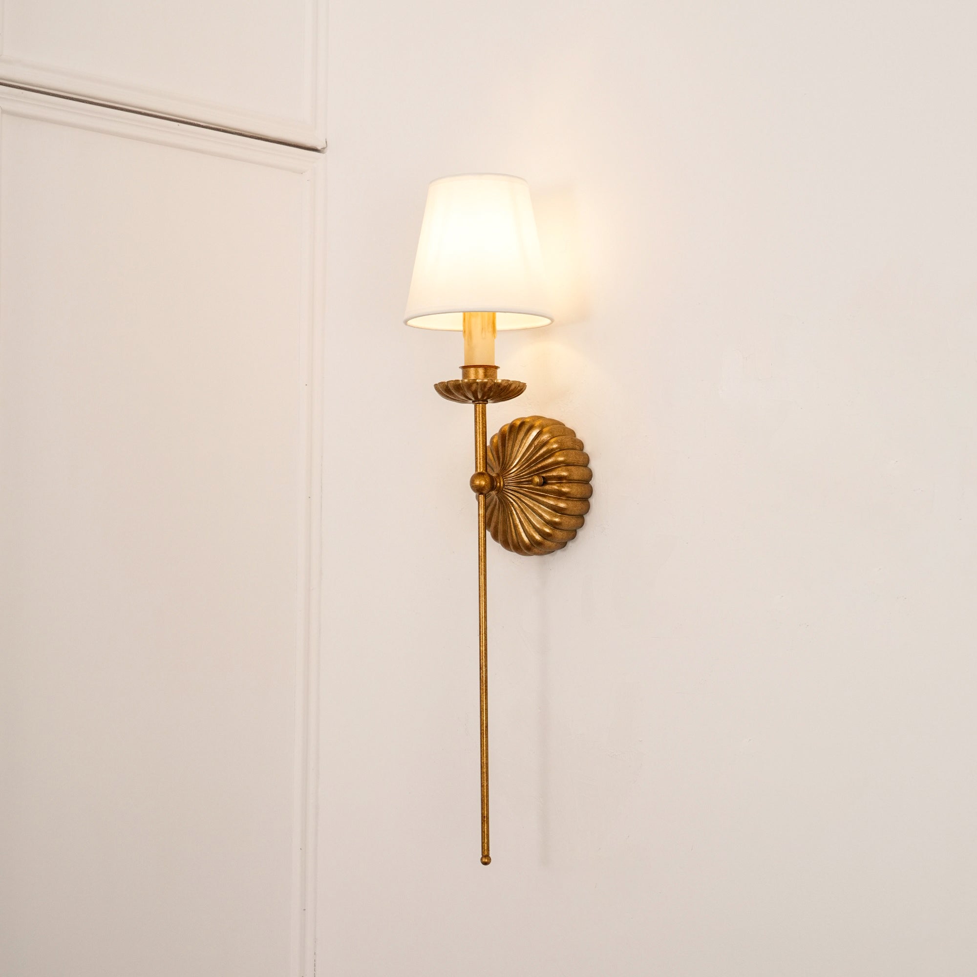 Sterve Wall Light