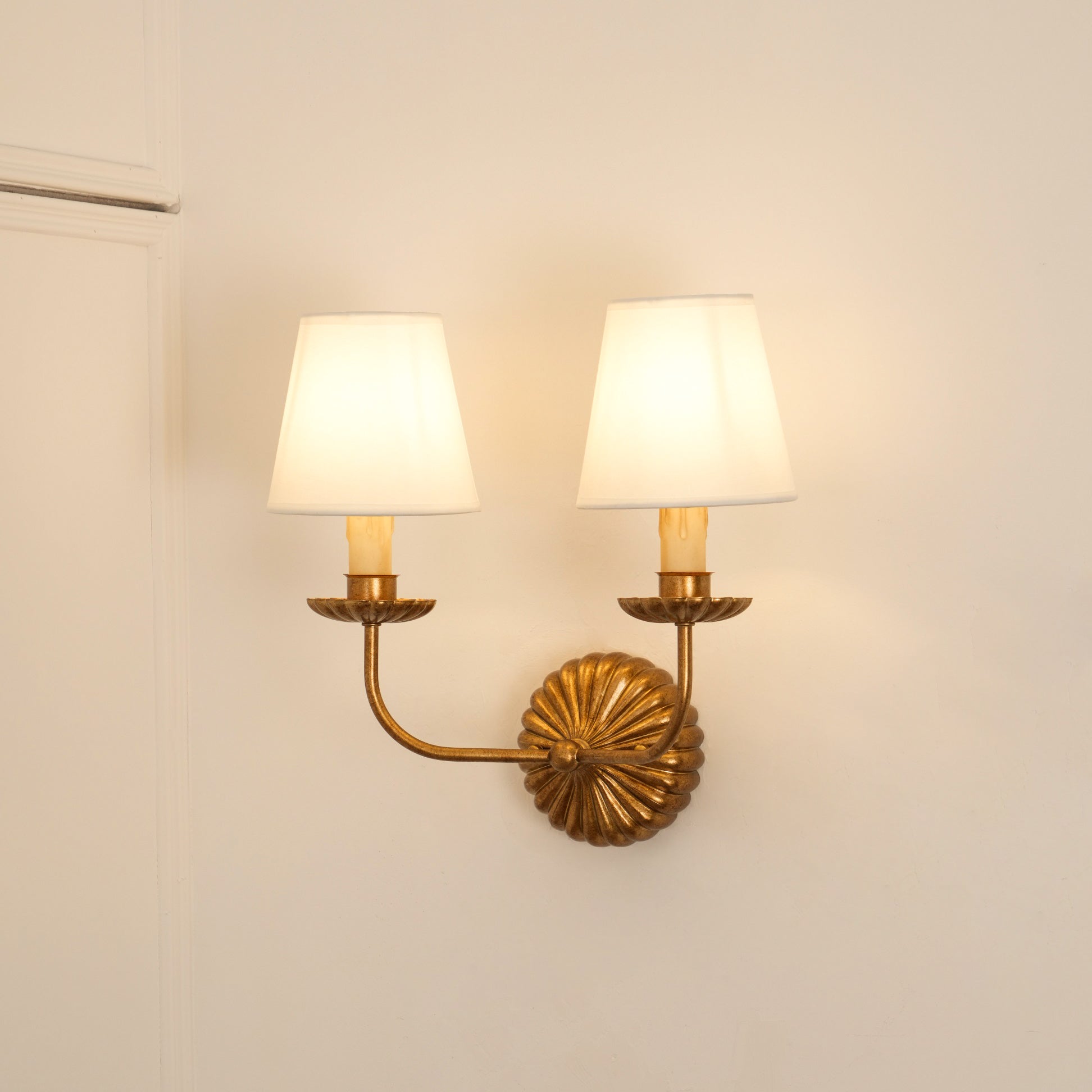Sterve Wall Light