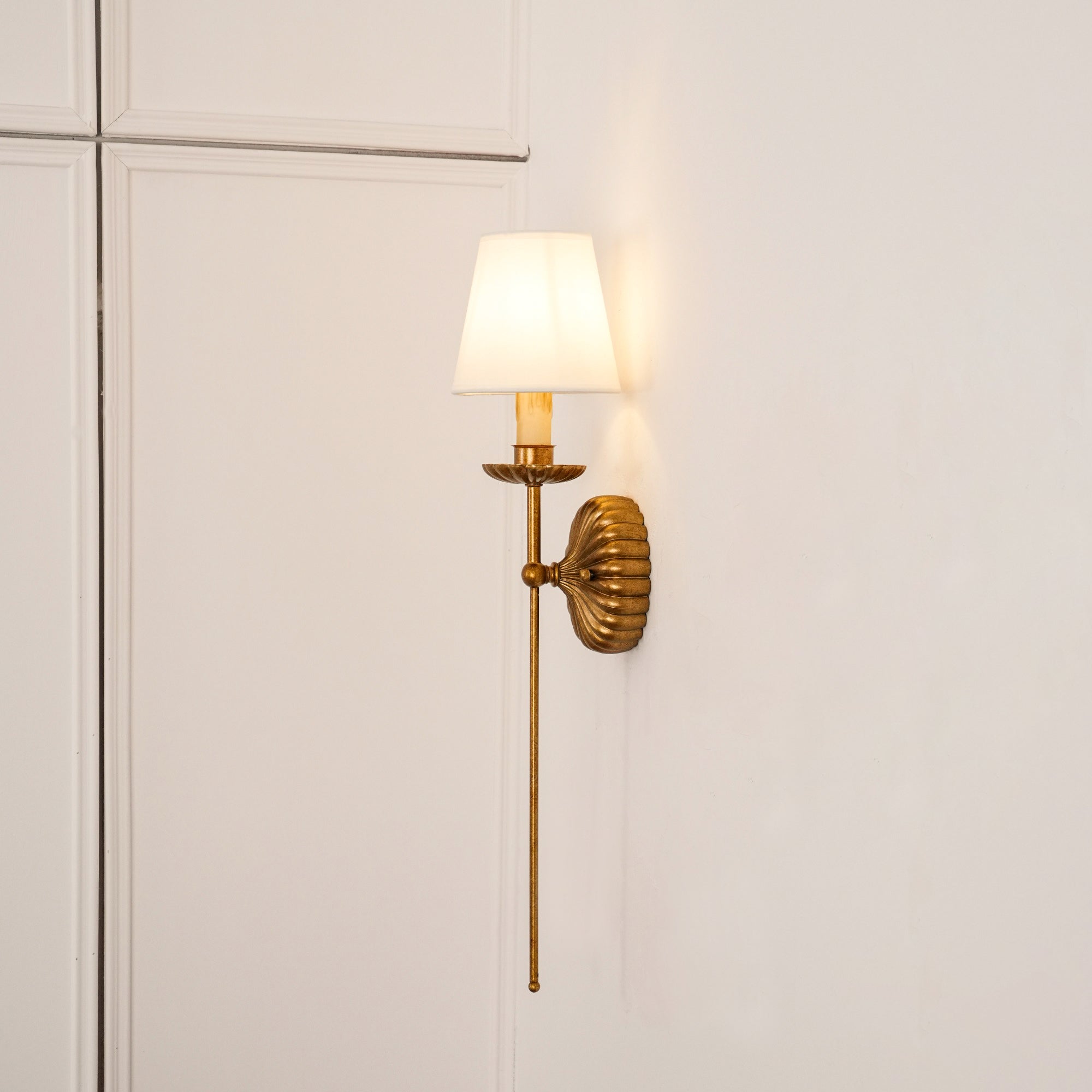 Sterve Wall Light