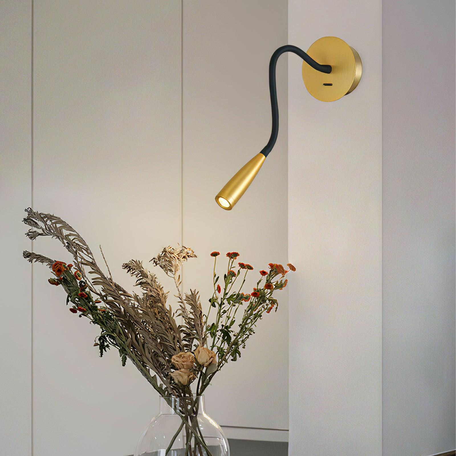 Fluxy Wall Light