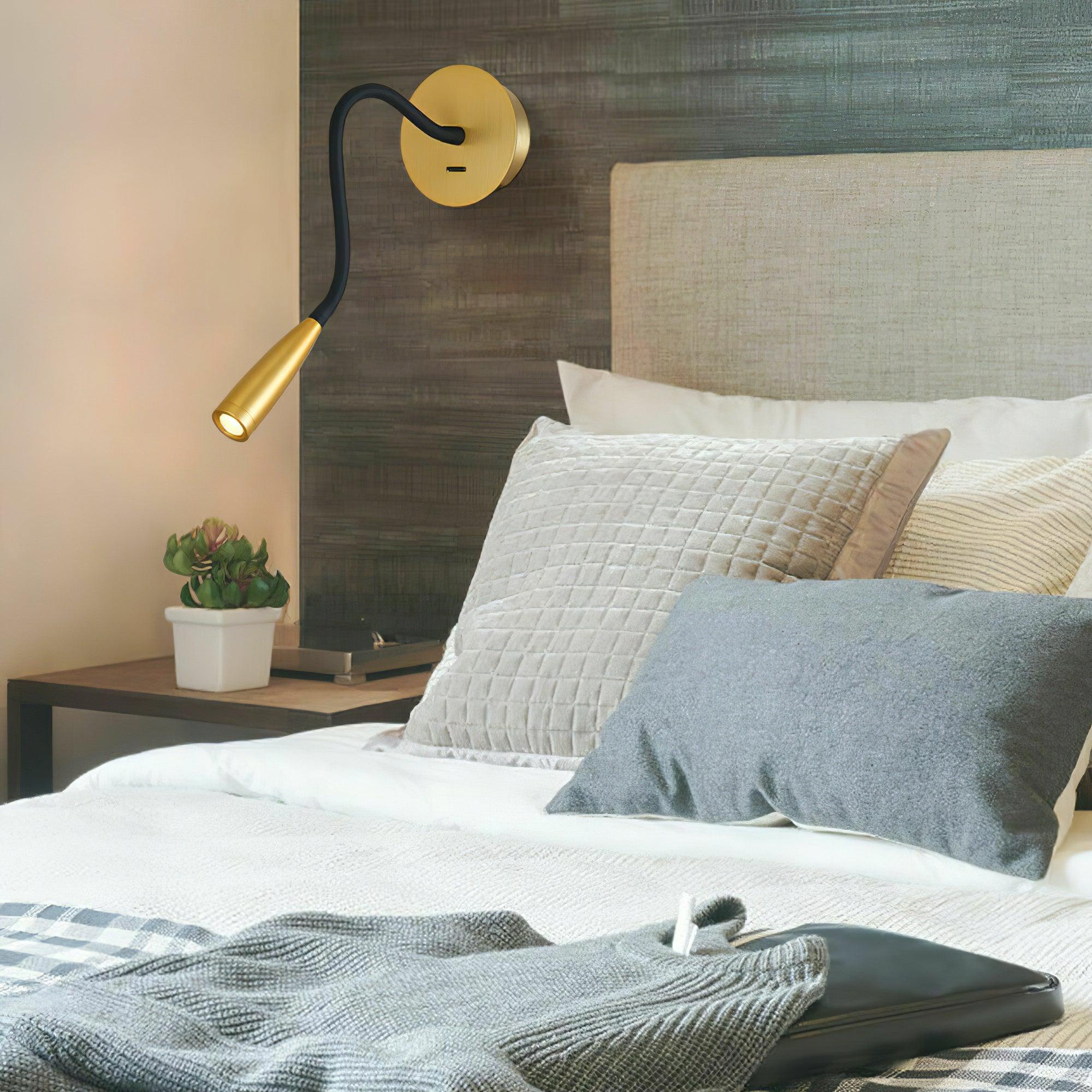 Fluxy Wall Light
